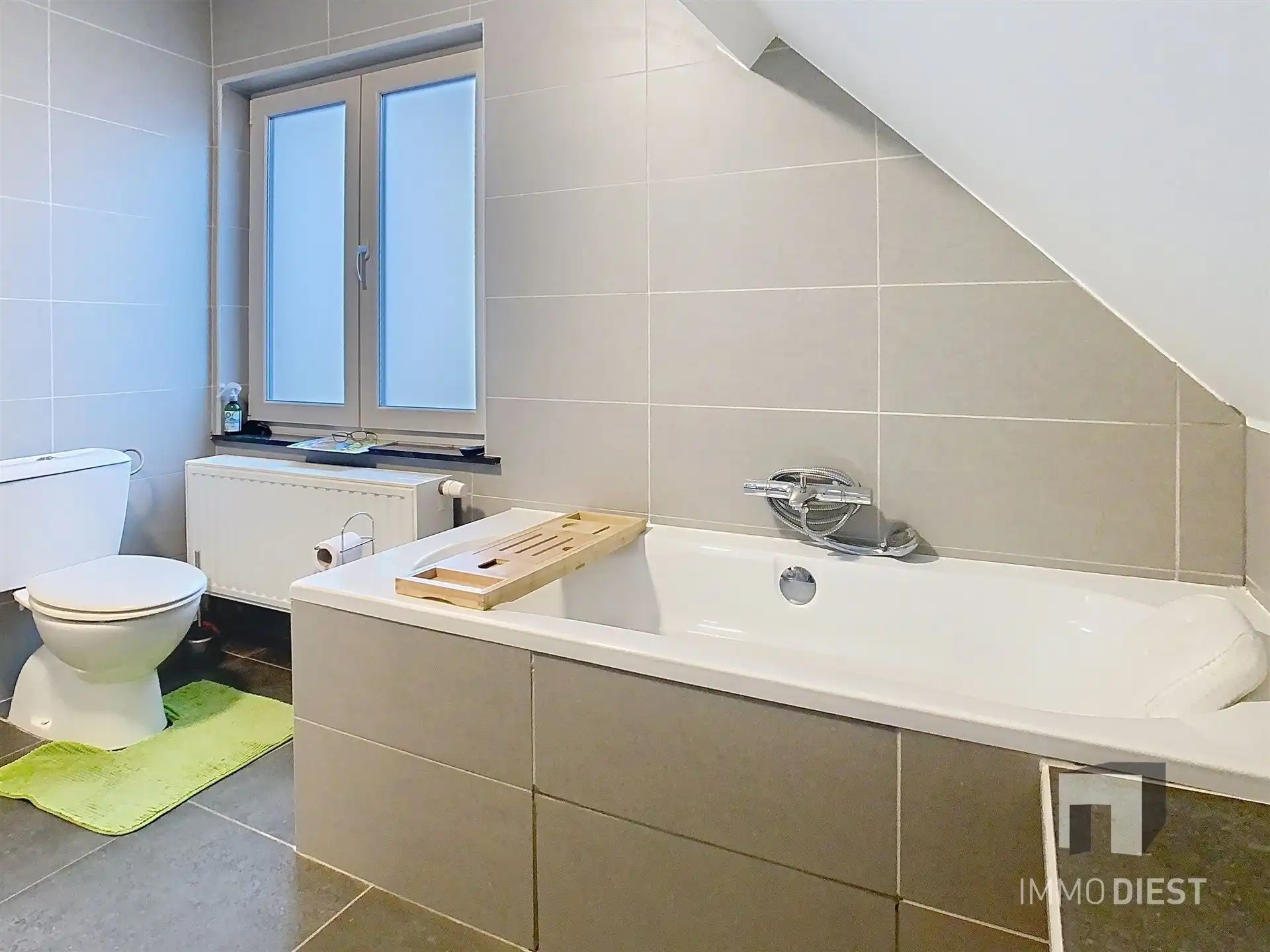 Volledig gerenoveerde halfopen woning +  EPC A foto 19
