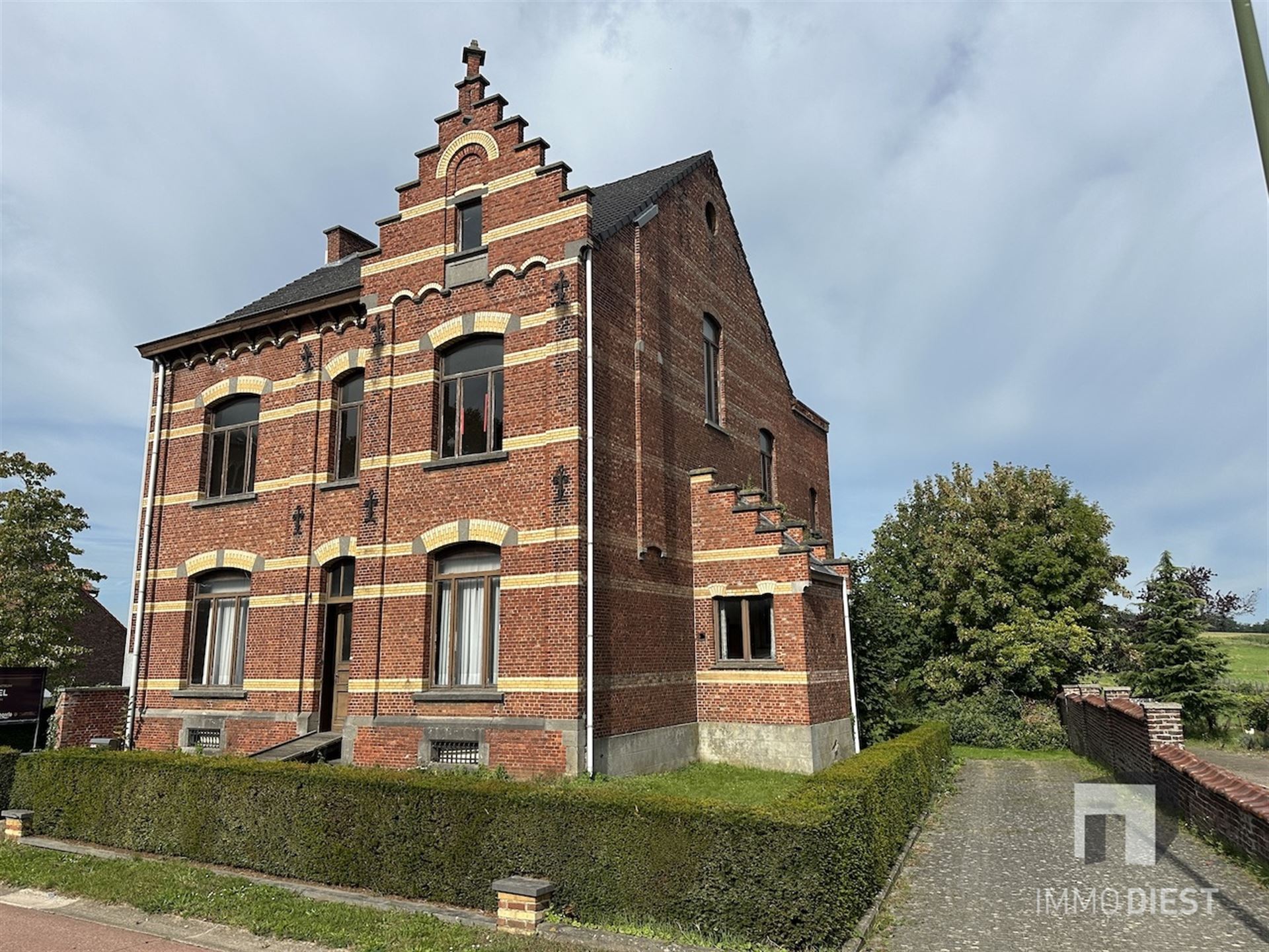 Voormalige pastorie woning in Kaggevinne (Diest) foto 11