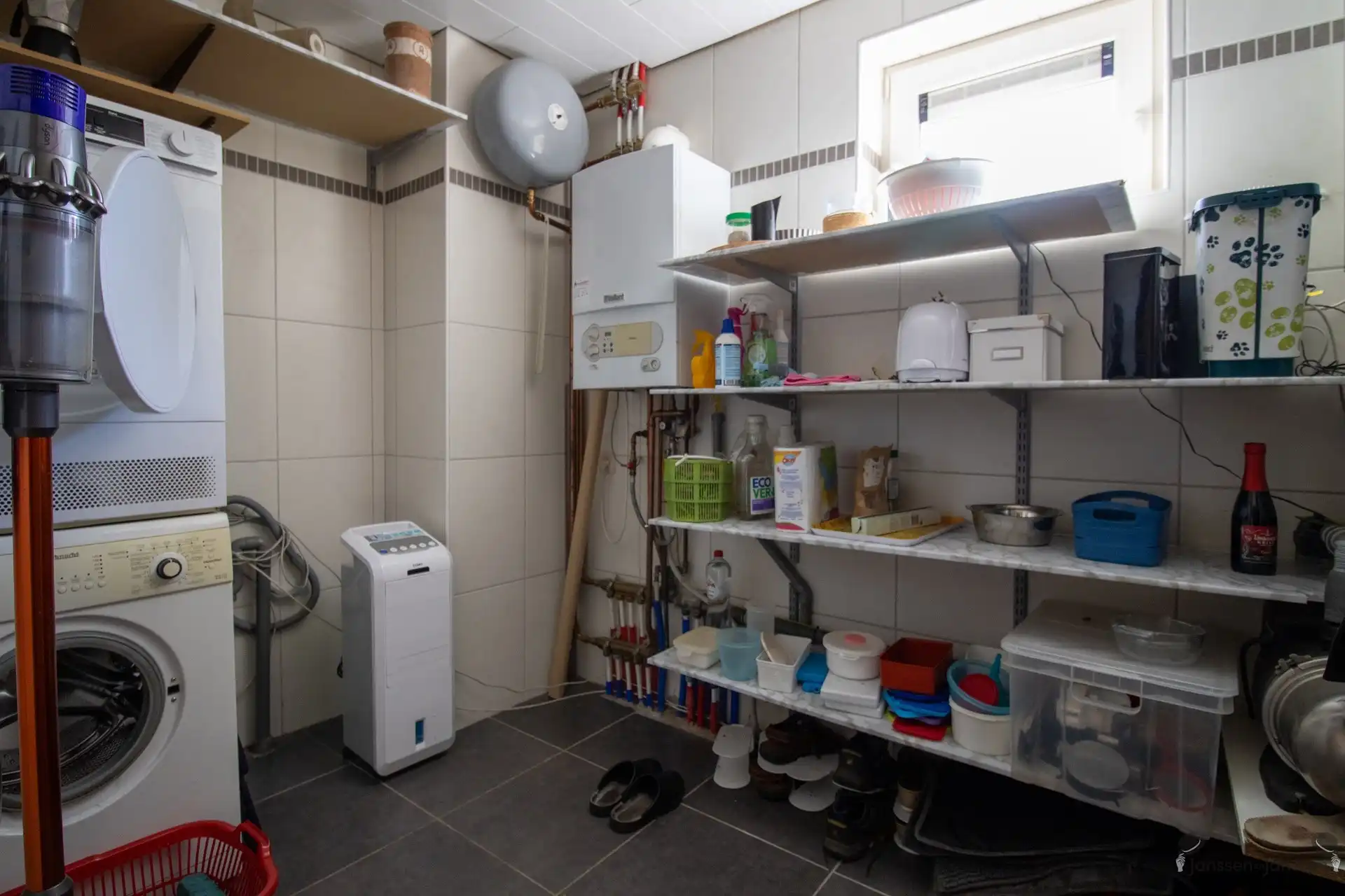 Chalet met 2 slaapkamers met unieke locatie op 2.373 m² foto 11