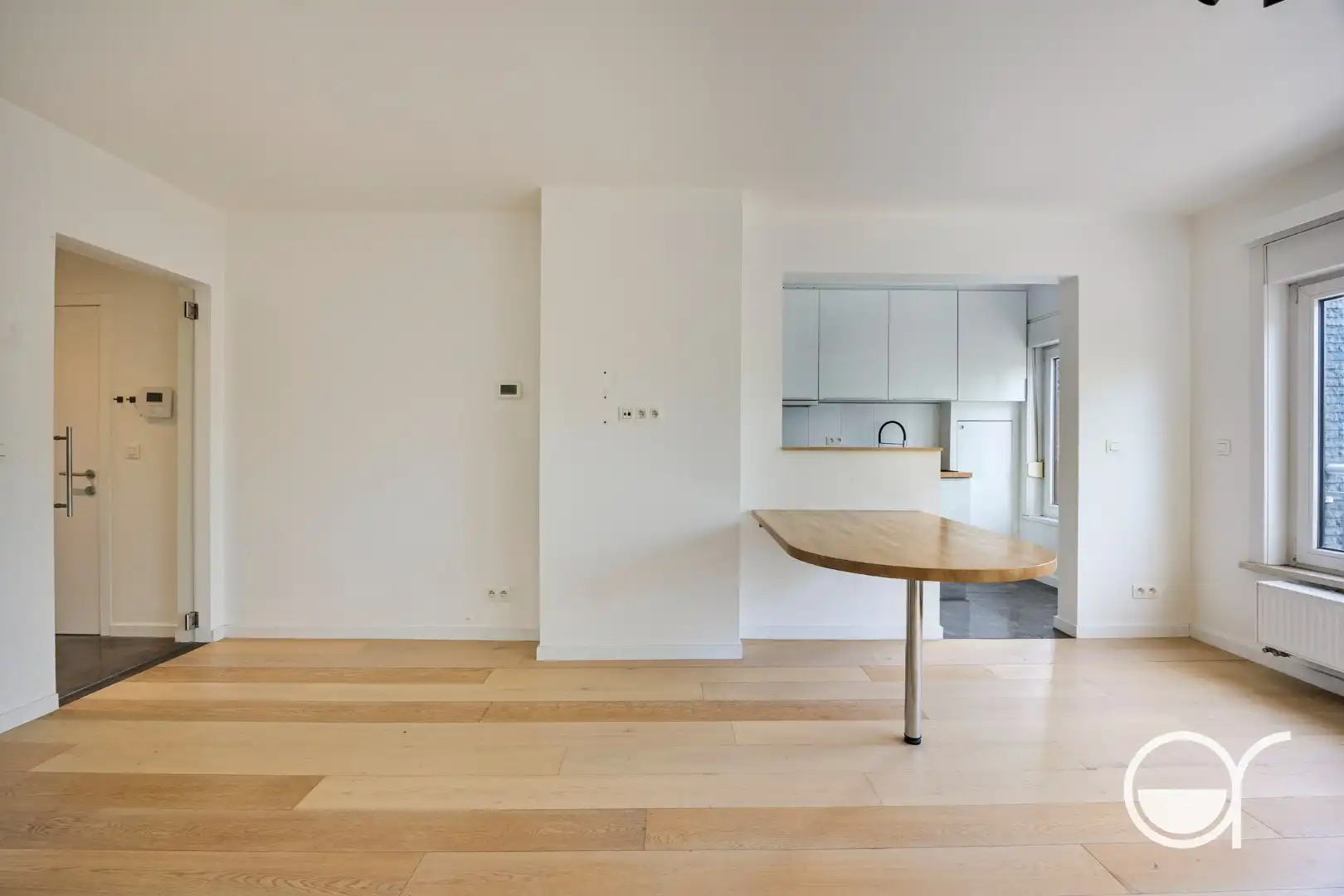 Lichtrijk 2-slaapkamerappartement nabij Gent-Sint-Pieters foto 4