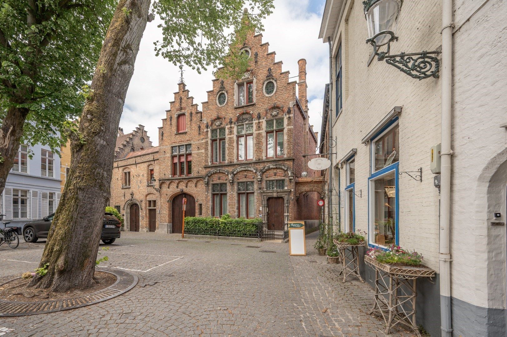 Unieke Herenwoning in het Hart van Brugge foto 17