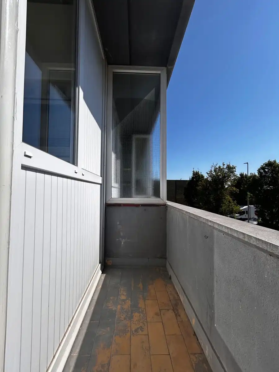 Zonnig 2-slpk app (81 m²) in een rustige residentiële wijk foto 4