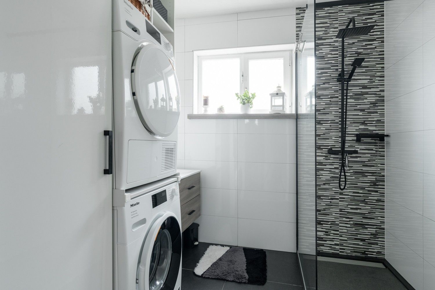 Vrijstaande woning met prachtig uitzicht op weilanden, rustige ligging nabij de Nederlandse grens! foto 20