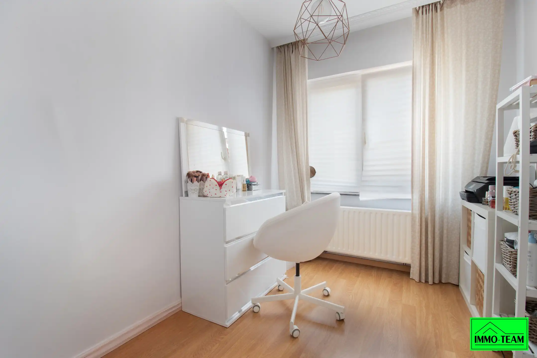 Charmante 3-gevelwoning nabij centrum Roosdaal foto 8