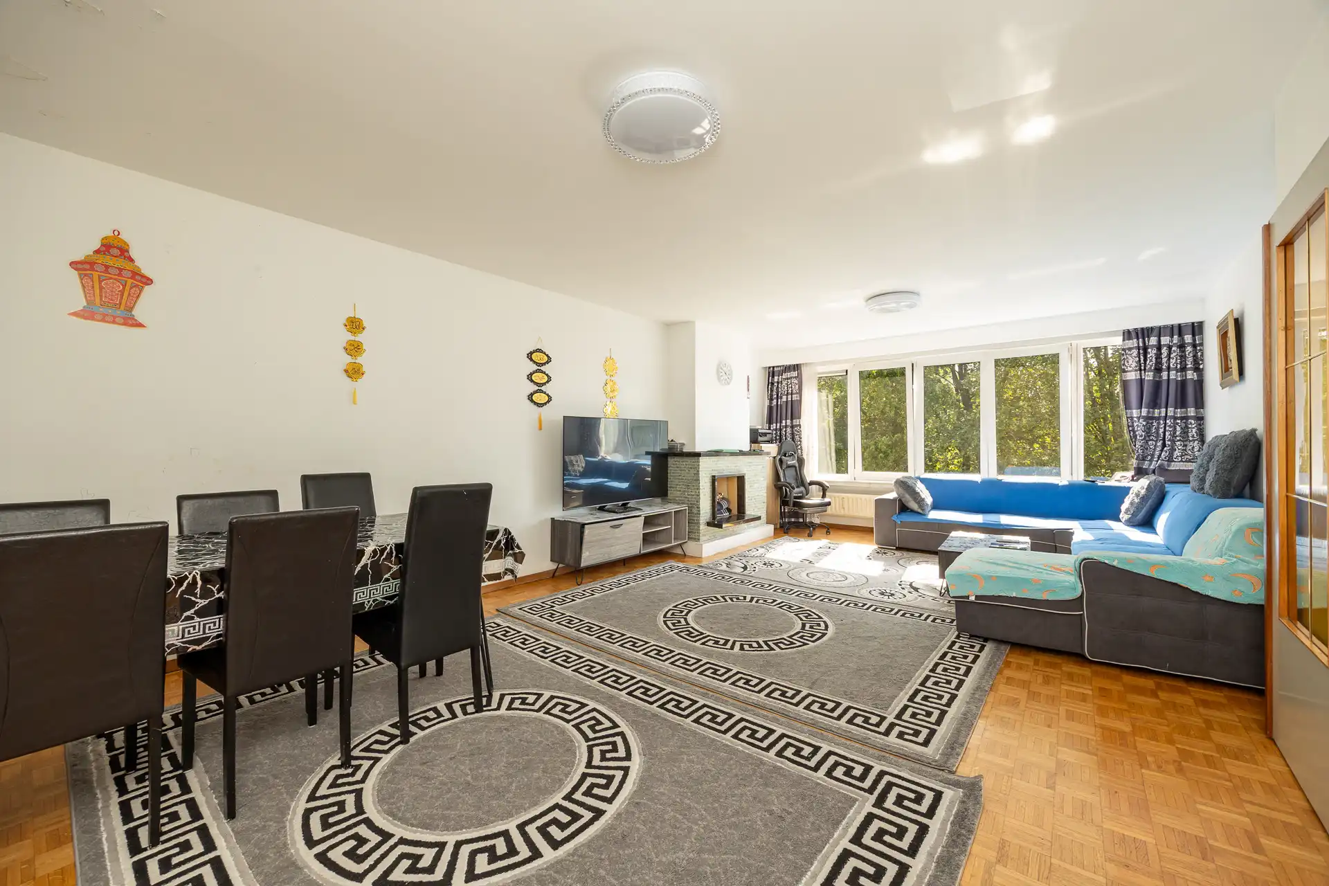 Hoofdfoto van de publicatie: Lichtrijk appartement met 2 slaapkamers, terras en kelder