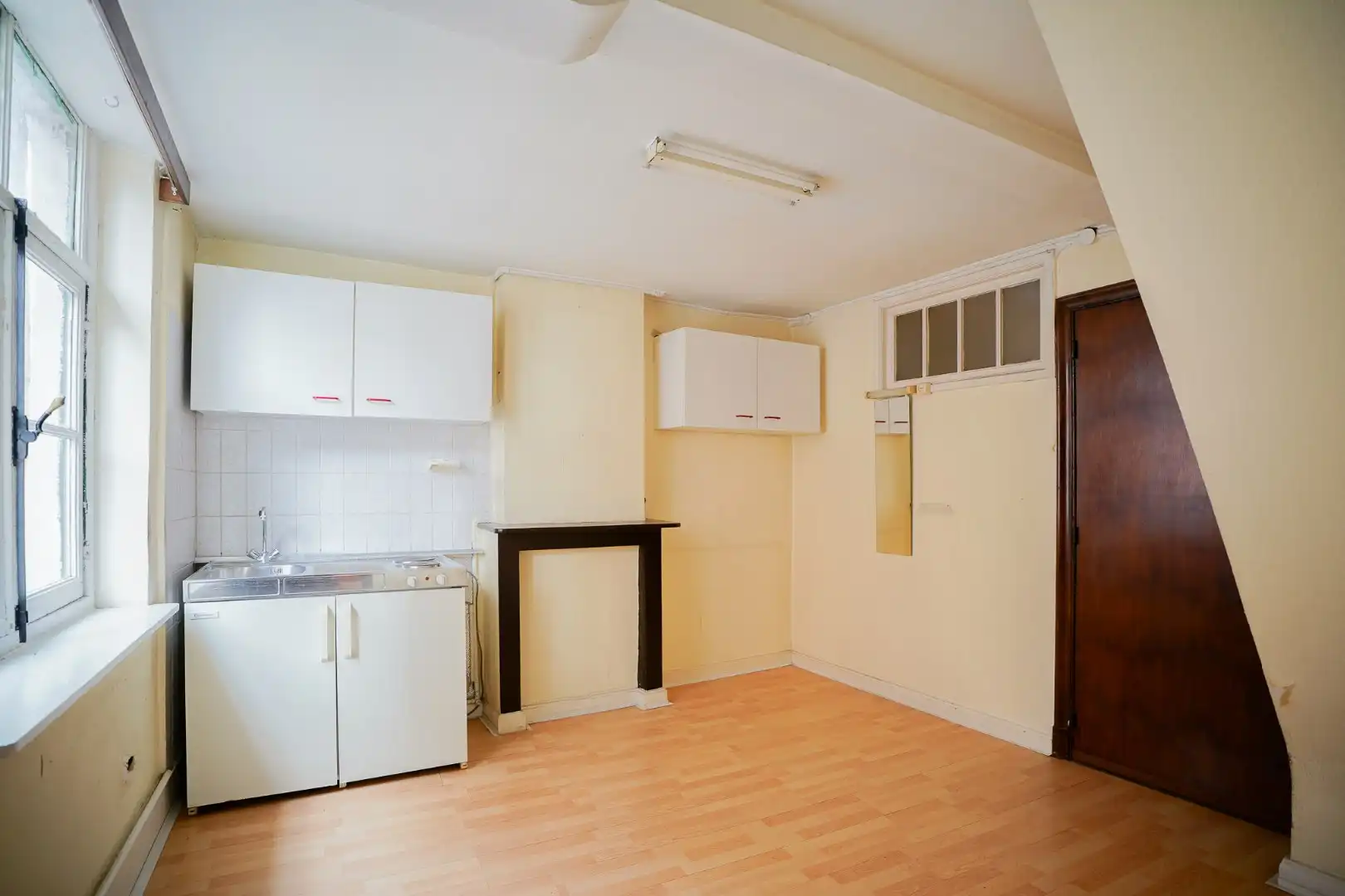 Karaktervolle hoekwoning op topligging in hartje Brugge foto 7