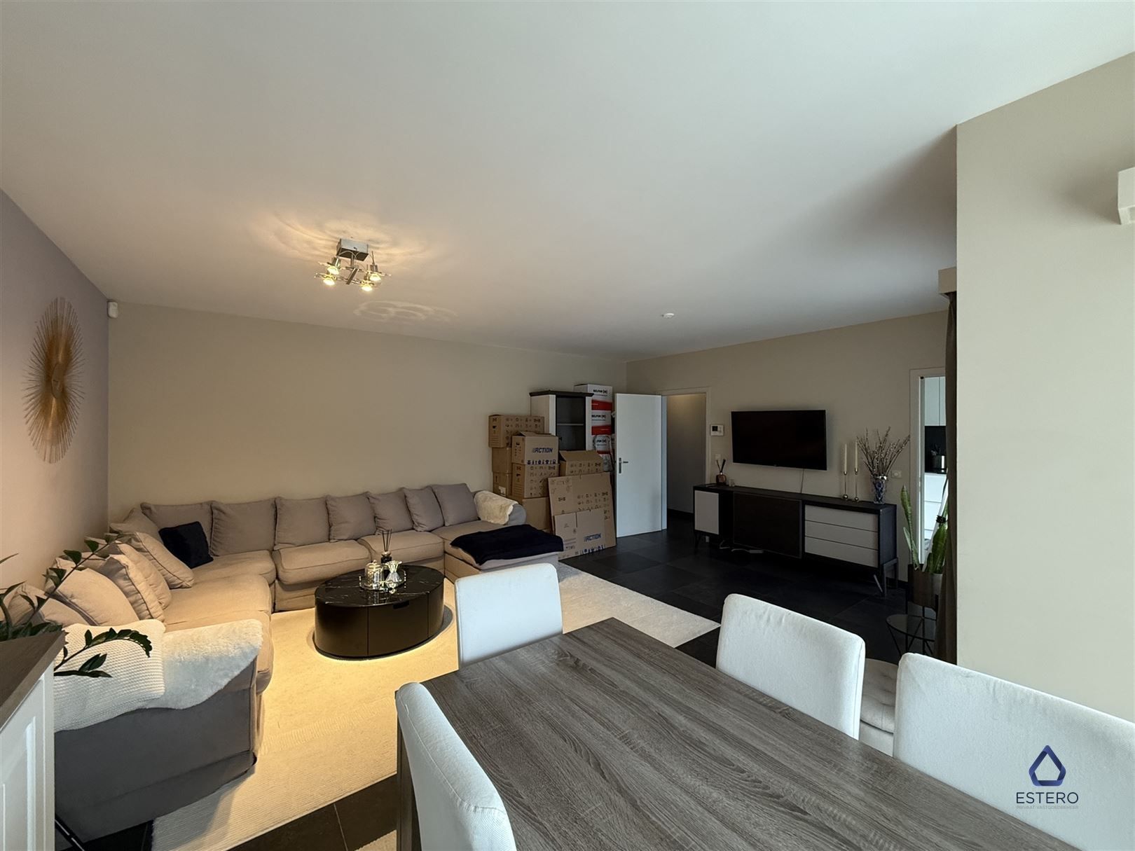 Ruim appartement met 3 slaapkamers en terras foto 5
