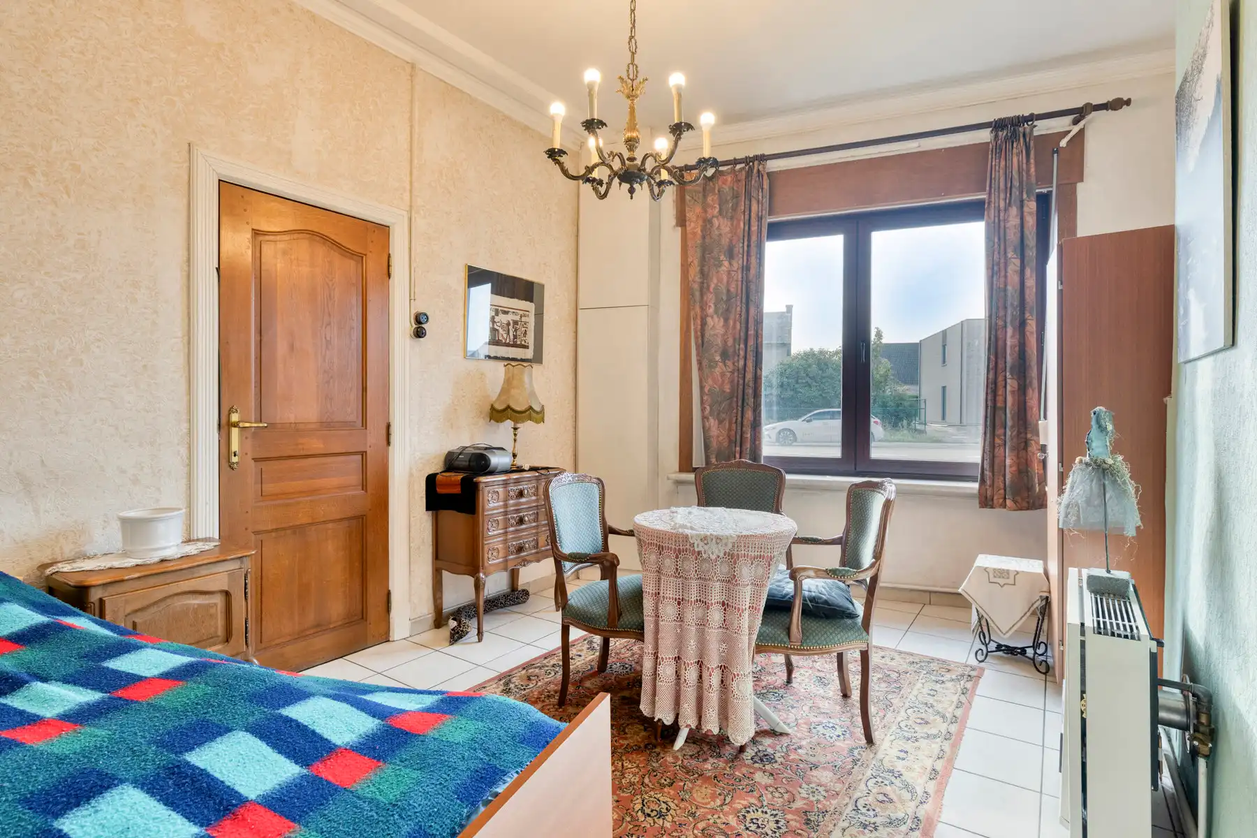 Te renoveren rijwoning met ruim perceel van 445 m²  foto 2