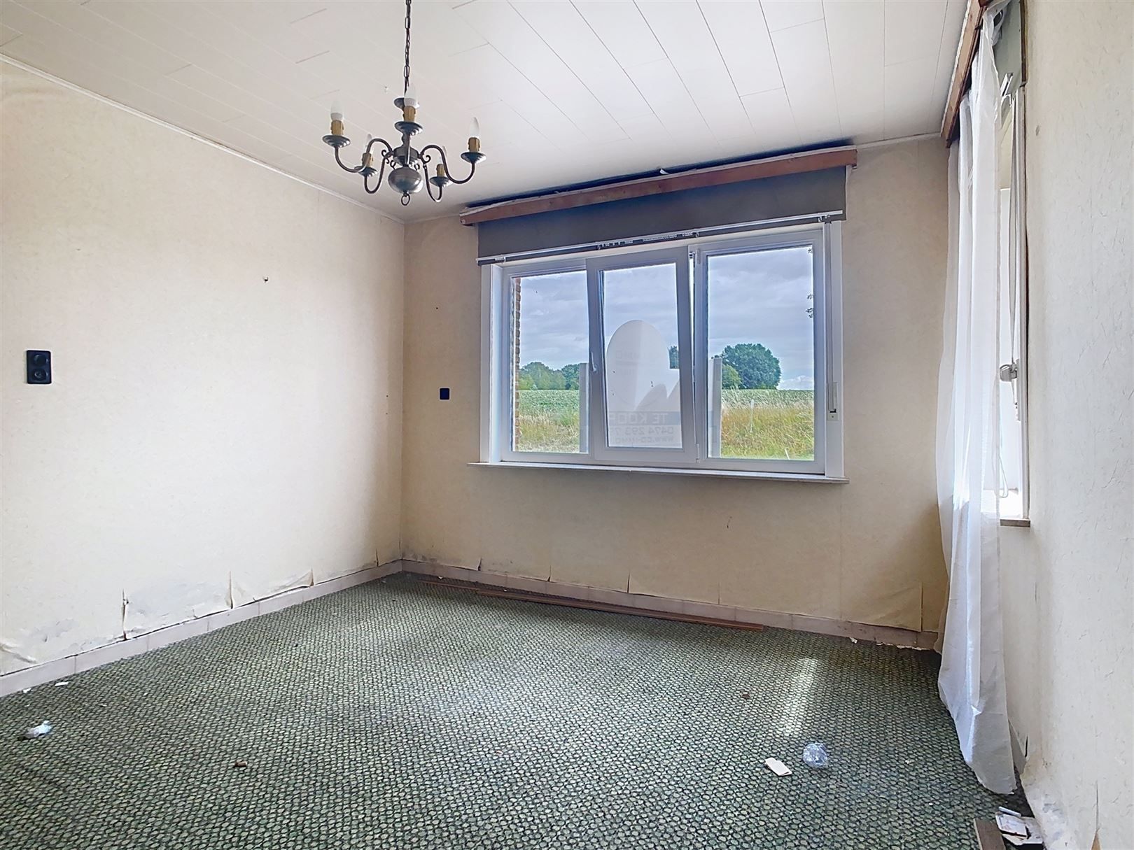 Te renoveren woning met garages, atelier, 12a 57ca foto 9