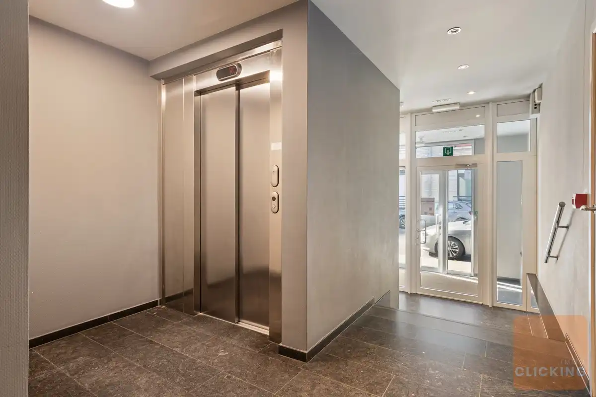 Tof 3 slaapkamerappartement met ruim terras foto 20