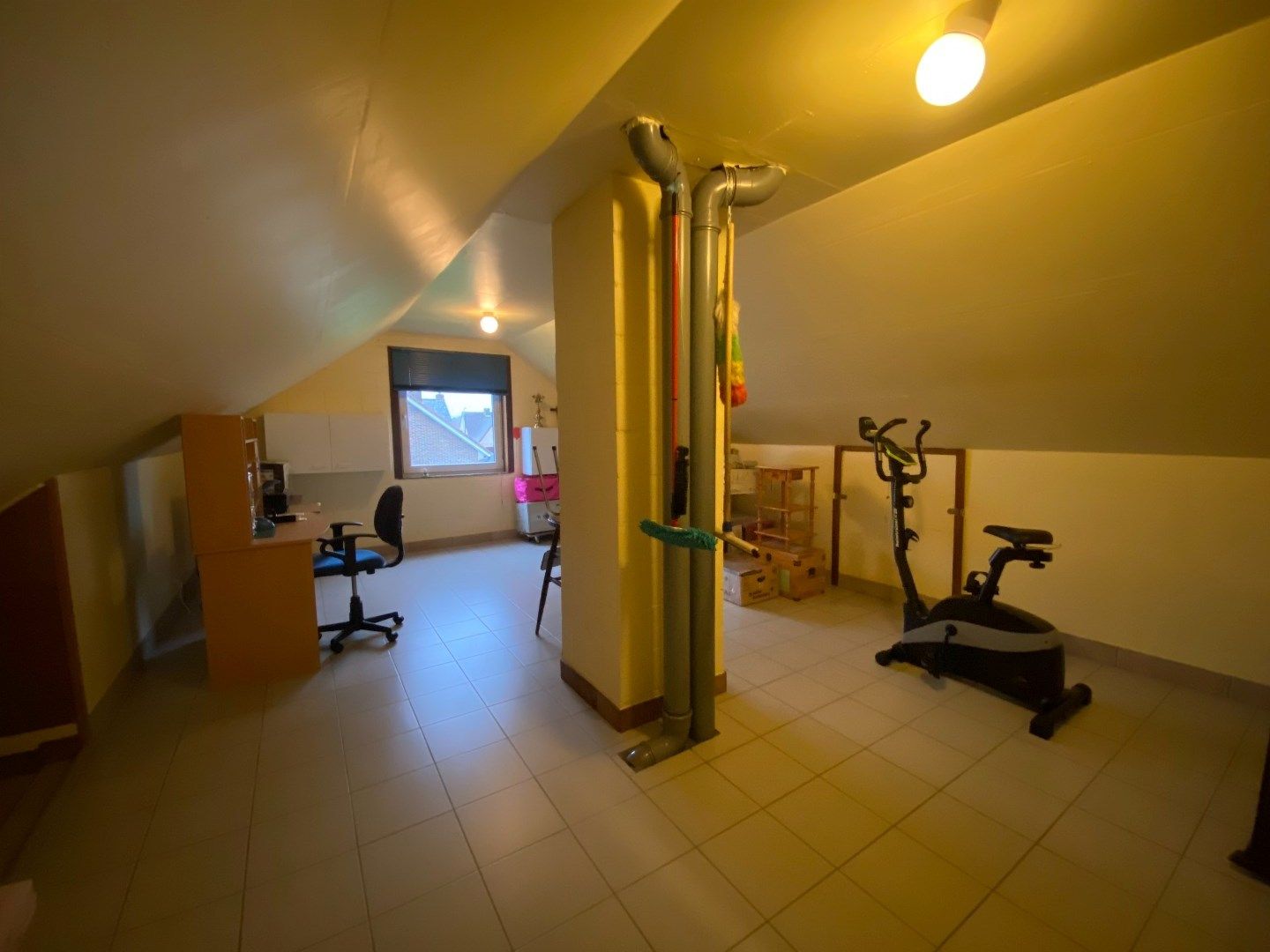 Rustig gelegen, alleenstaande woning te Houthulst  foto 12