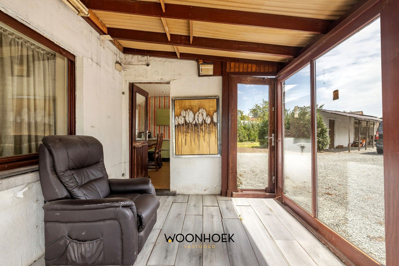 Woning met 2 magazijnen op uniek perceel! foto 16