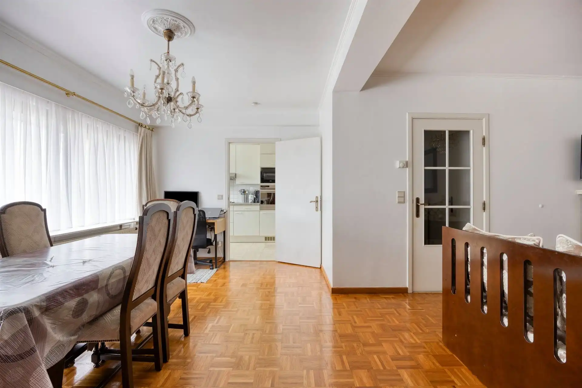 Instapklaar appartement met 2 slaapkamers. foto 9