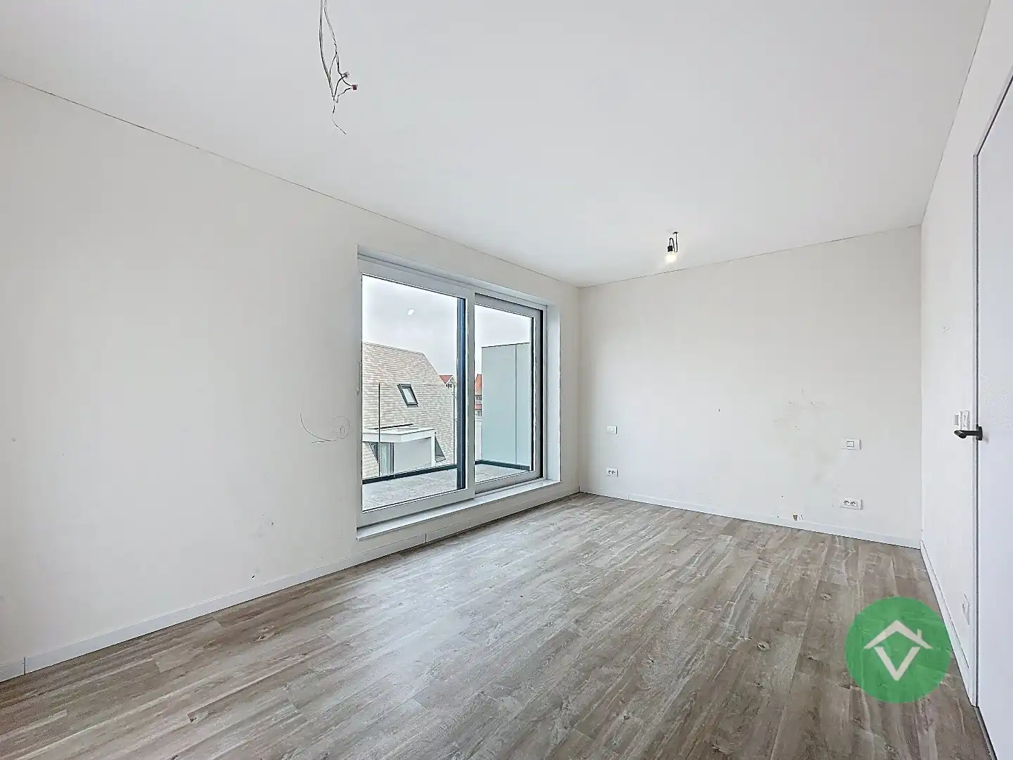 Topper aan de kust: duplex appartement met doorlopend zonneterras foto 24