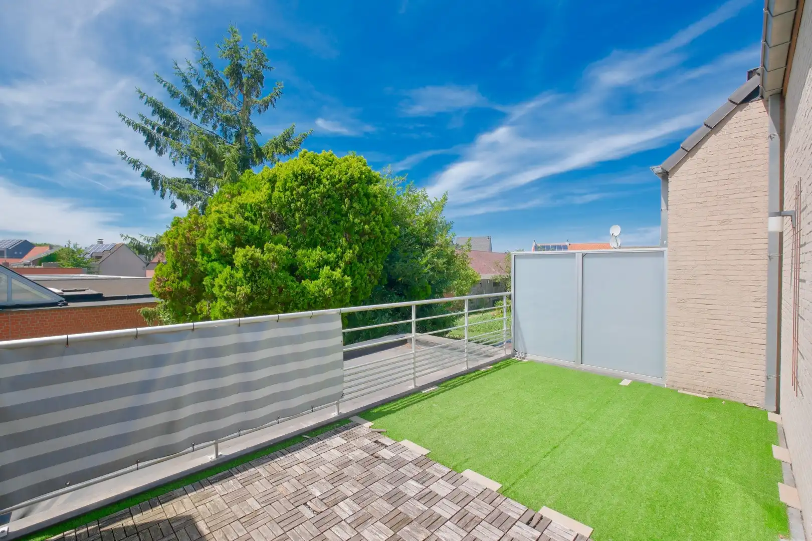 Recente bel-etage met 3 slpks, ruim terras en staanplaats foto 12
