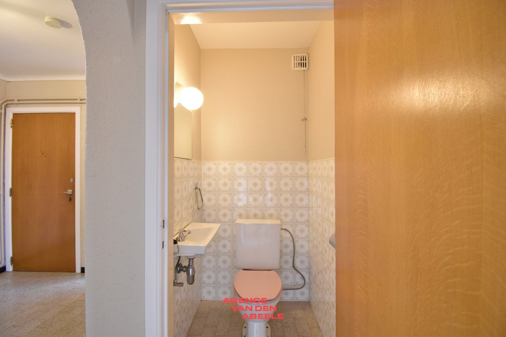 Appartement met 2 slaapkamers en garage te Christus Koning foto 15