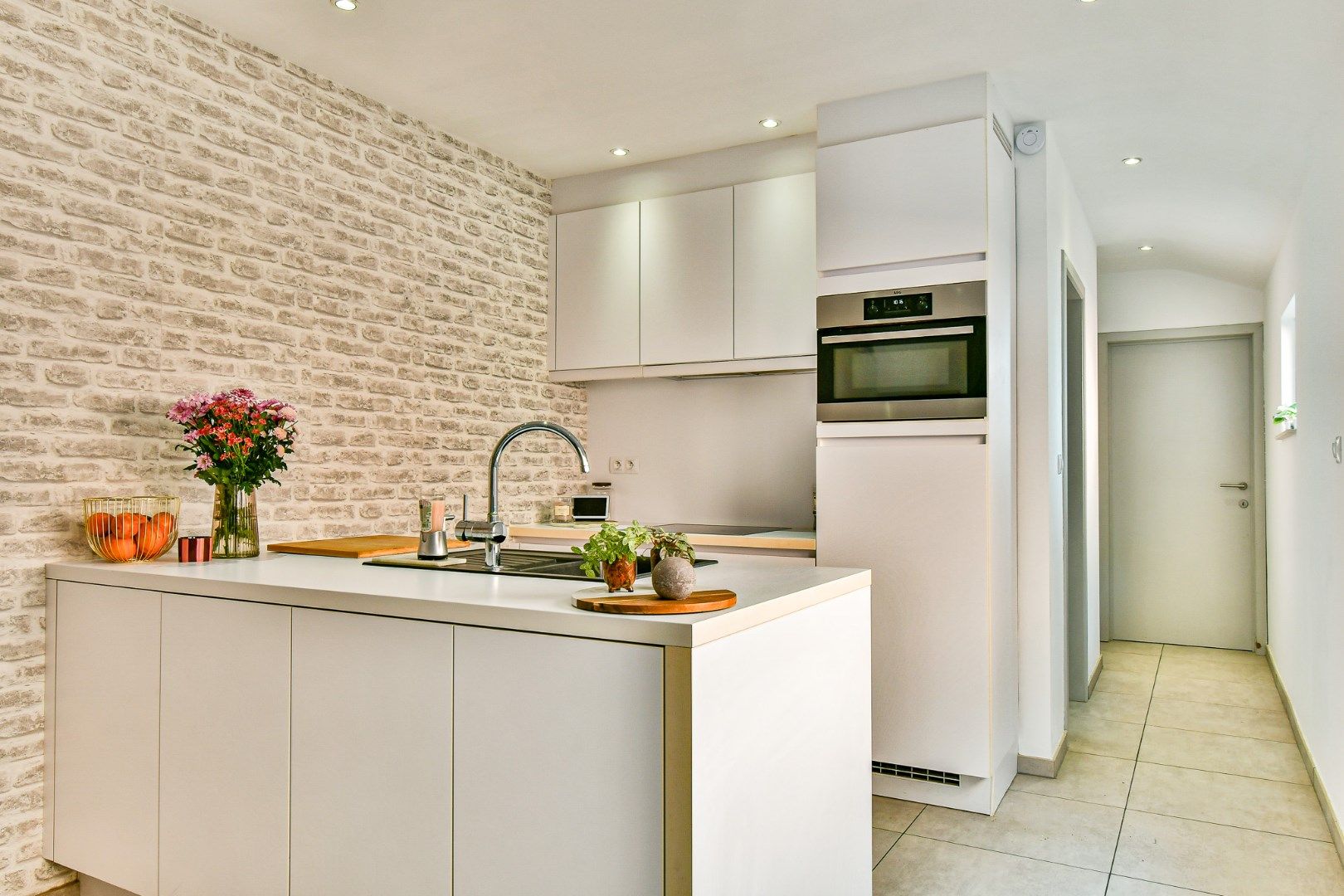 Instapklare woning op een super locatie! foto 5