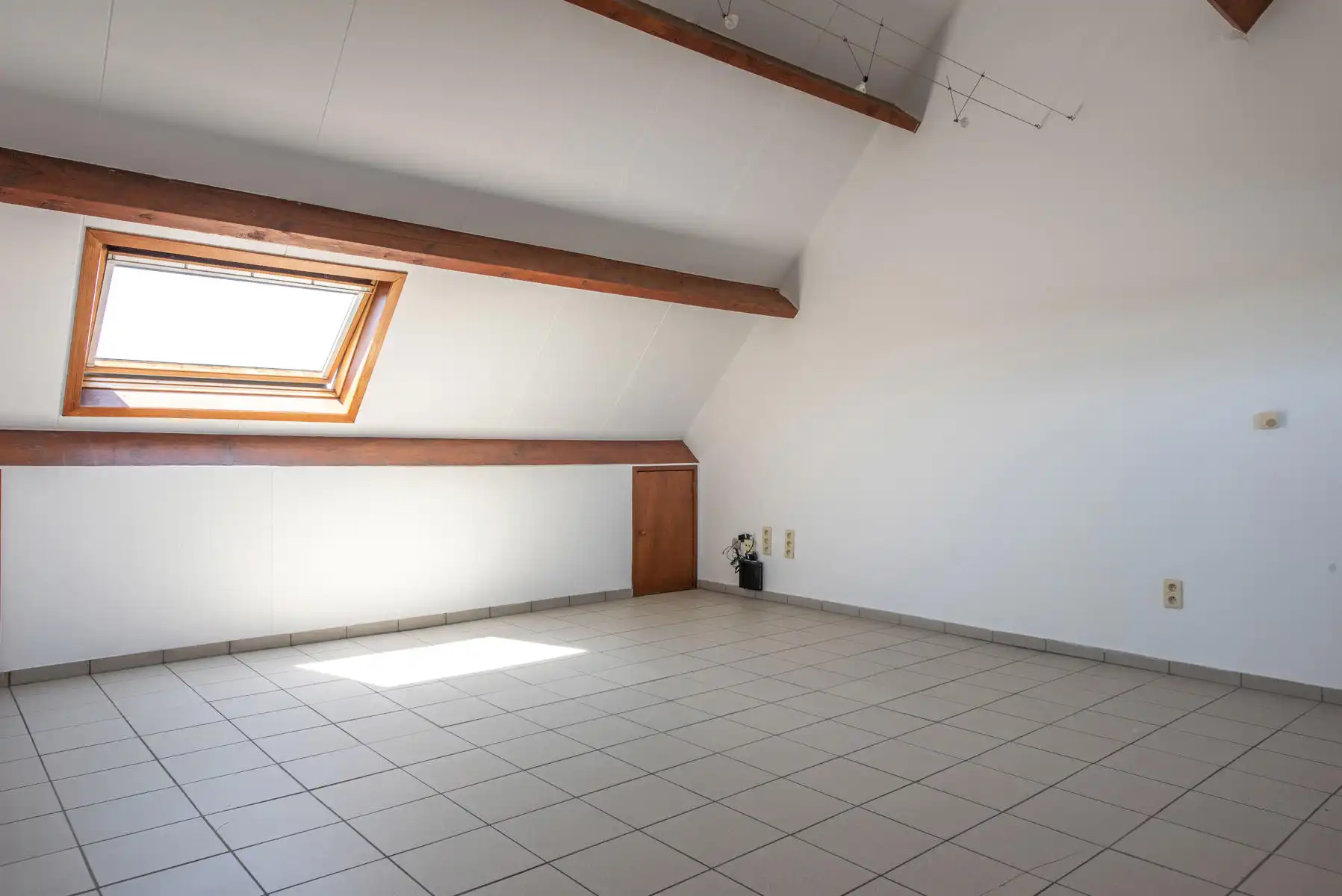 Instapklare studio vlakbij Maastricht foto 3