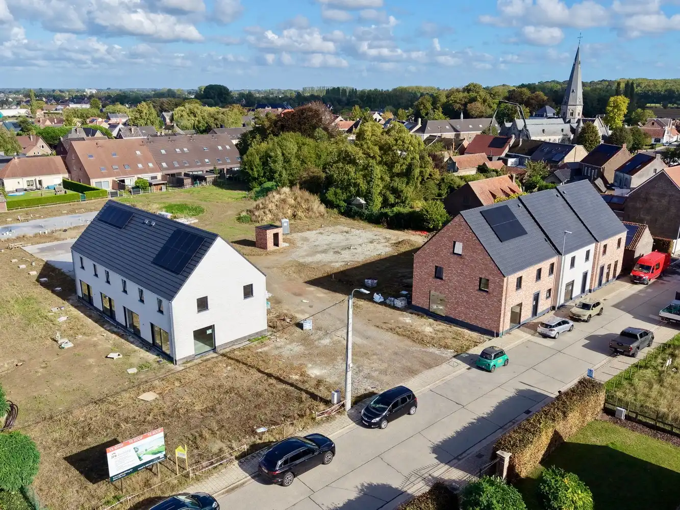 Prachtige BEN-nieuwbouwwoningen mét autostaanplaats of carport inbegrepen! LAATSTE LOTEN BESCHIKBAAR! foto {{pictureIndex}}