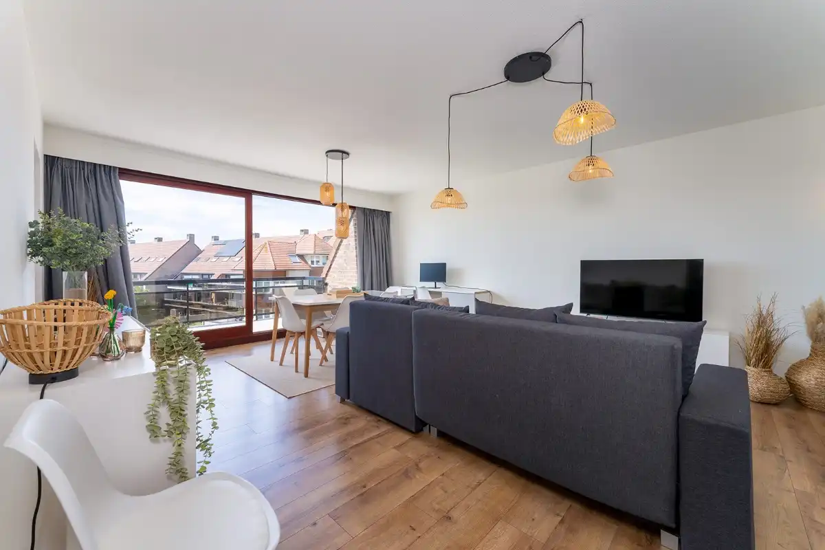 Zonnig appartement met 3 slaapkamers nabij het centrum foto 4