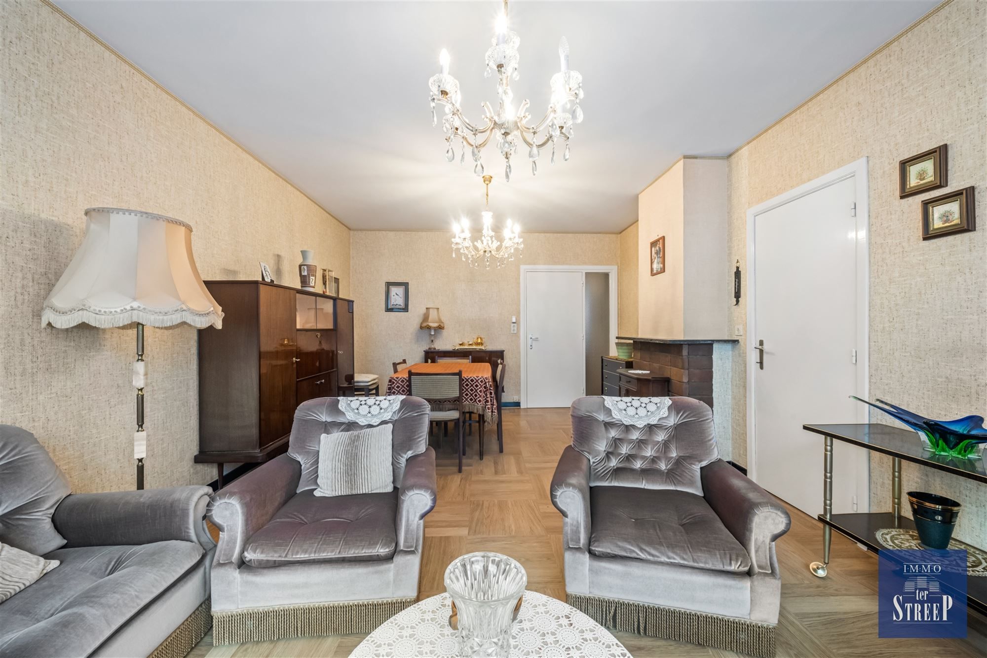 Appartement met 2 slaapkamers en parking in de residentie foto 6