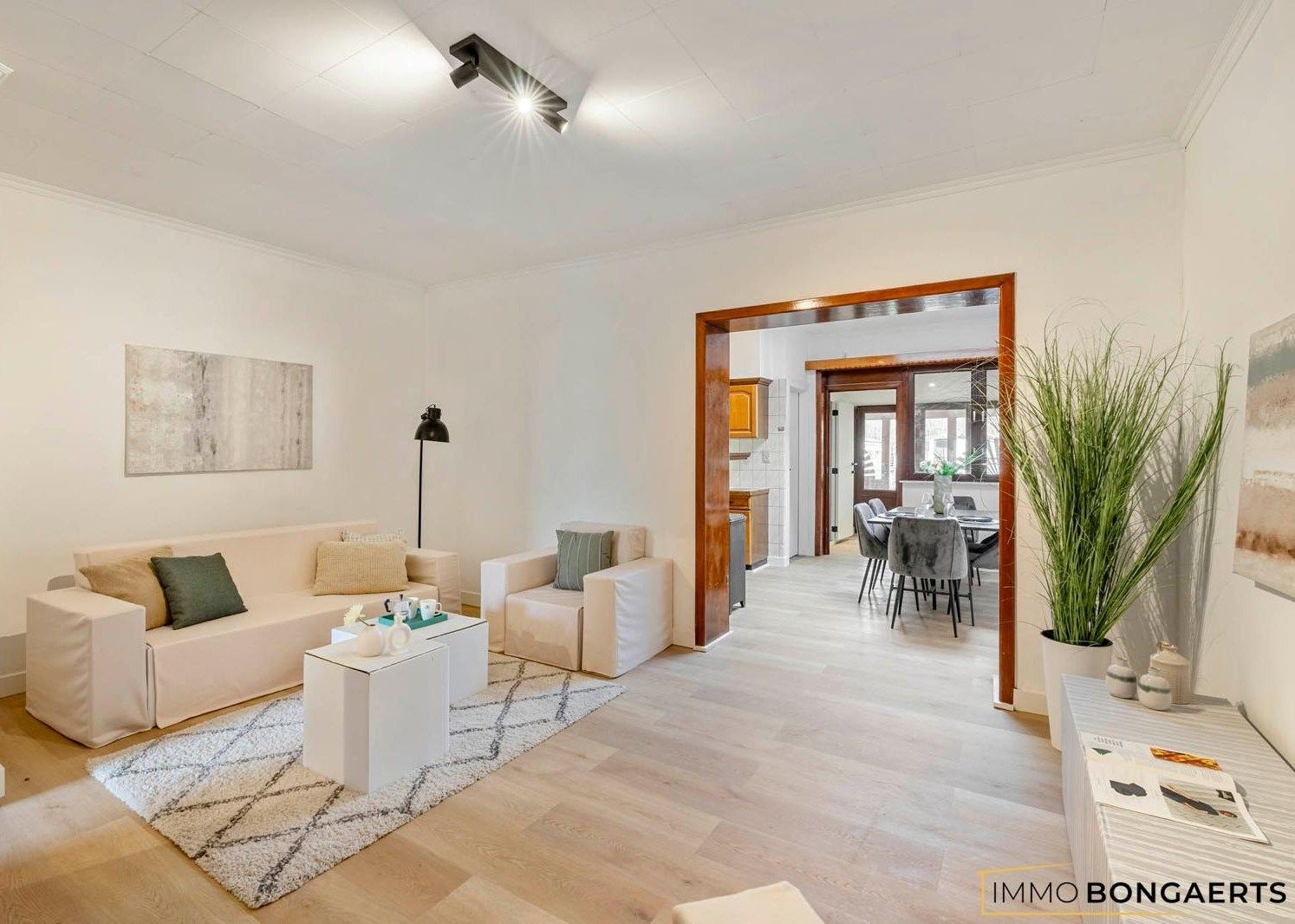 Instapklare gezinswoning met 3 slaapkamers, tuin en garage te Genk foto 4