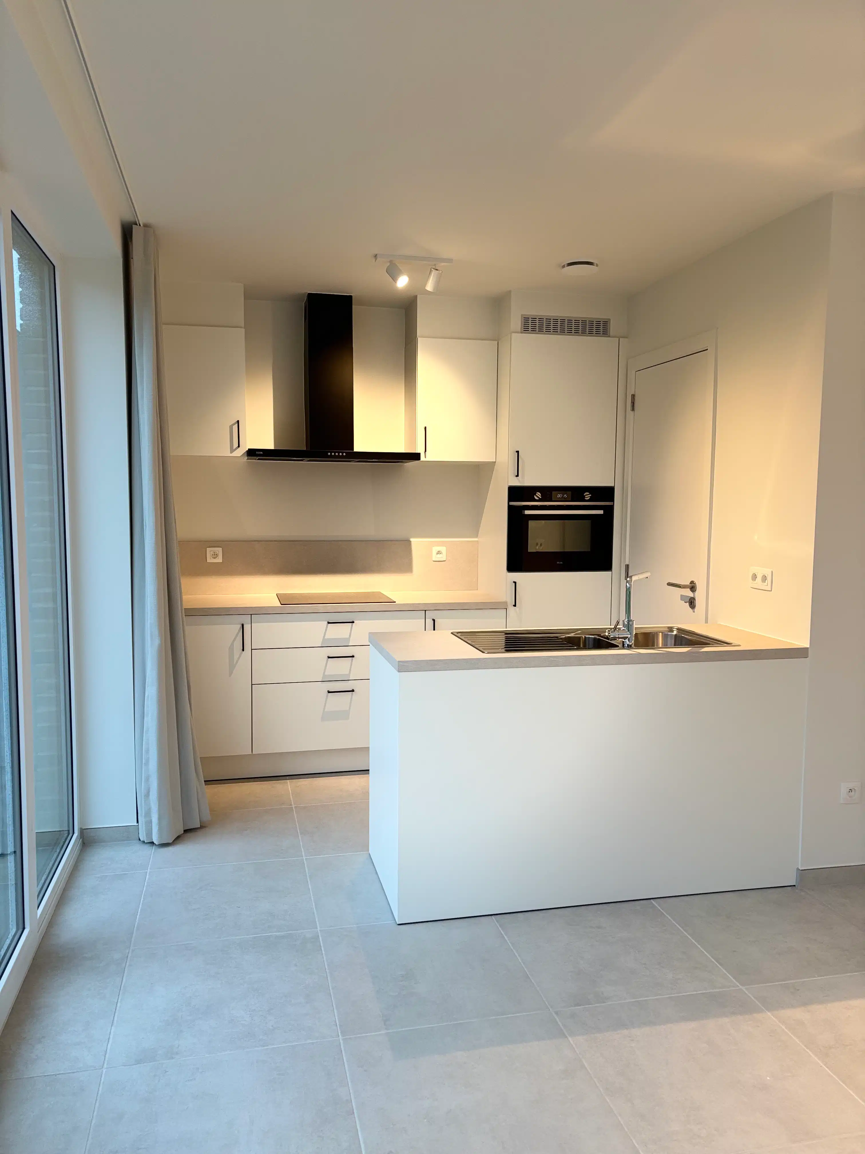 Exclusieve Nieuwbouw - Halfopen Woning op de Oude Kodak-site foto 2