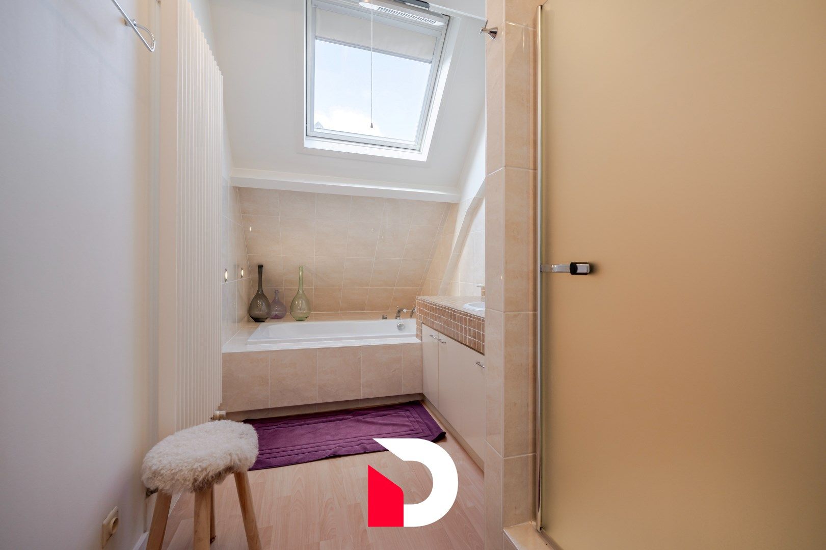 Schitterende woning (met praktijkmogelijkheid) op ideale uitvalsbasis te Sint-Andries foto 22