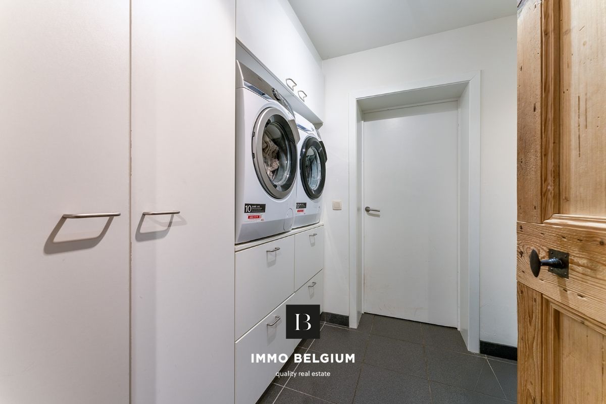 Prachtige exclusieve kangoeroe-villa met bijgebouw foto 17