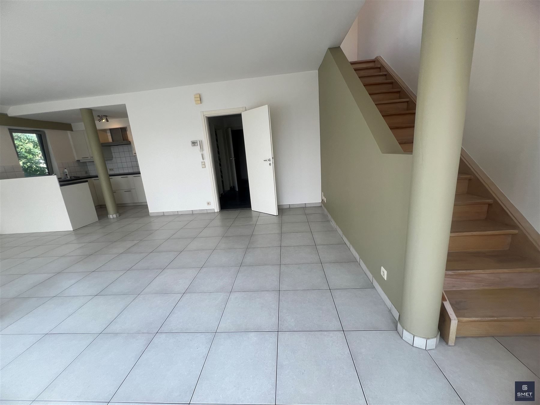 IDEALE INVESTERINGSEIGENDOM  APPT MET 3 SLPK EN GAR. foto 15