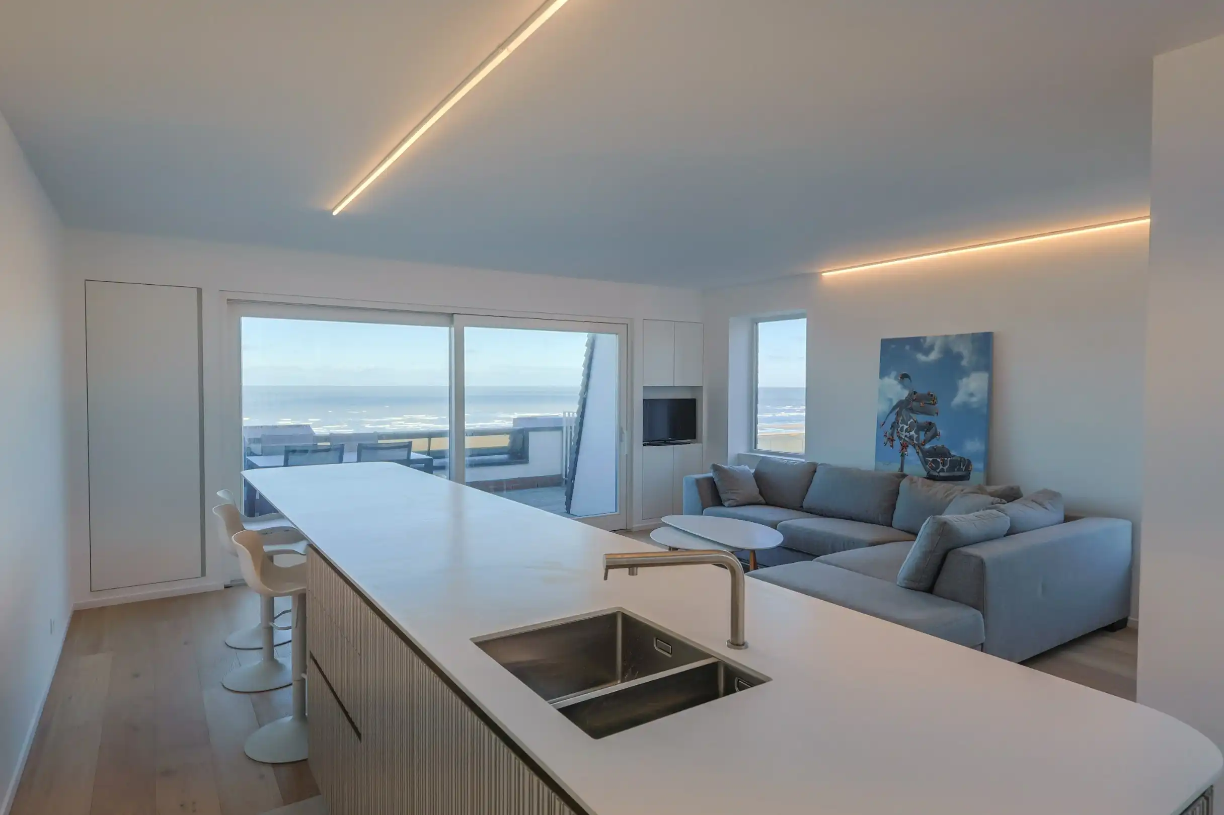 Hoofdfoto van de publicatie: Penthouse met prachtig zeezicht en twee slaapkamers in de Res. Plaza I