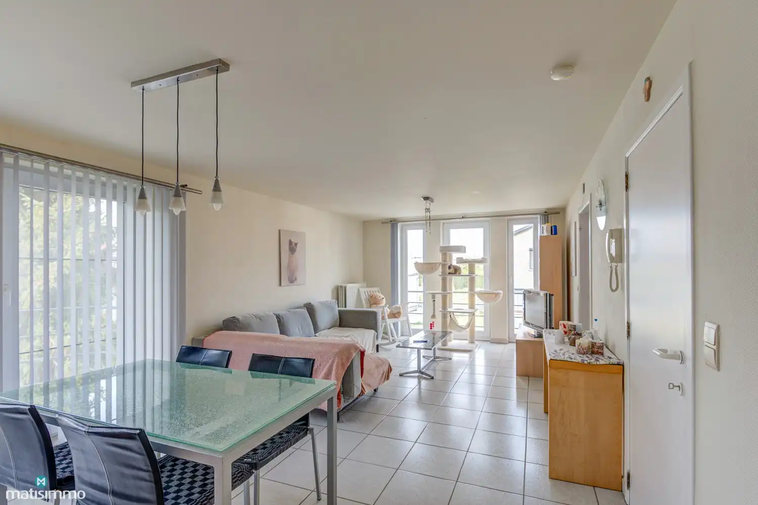 GOED ONDERHOUDEN APPARTEMENT MET BALKON, GARAGE EN KELDERBERGING TE BILZEN foto 4