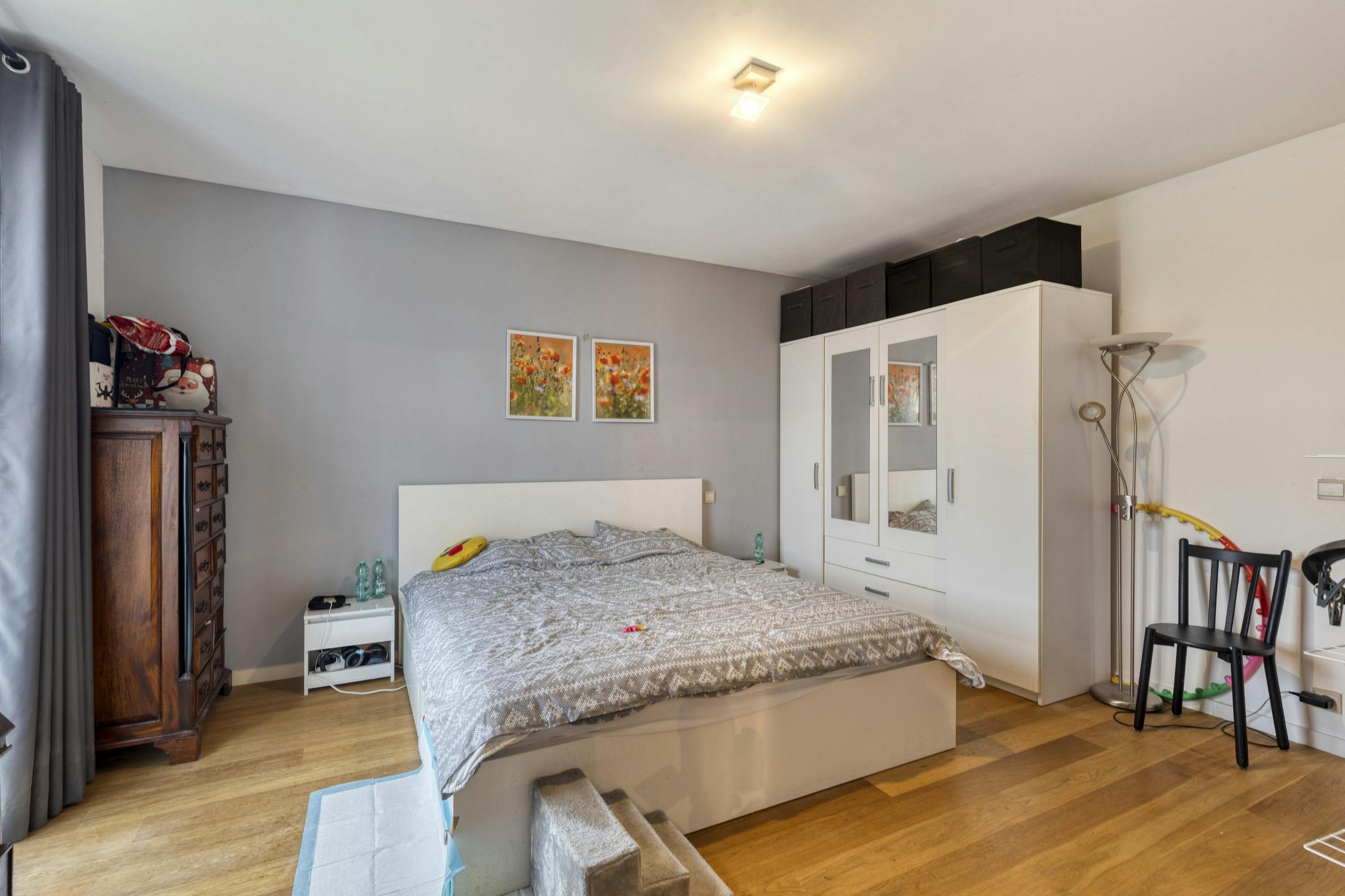 Huis met gelijkvloers kantoor/praktijk te koop in Knesselare foto 8