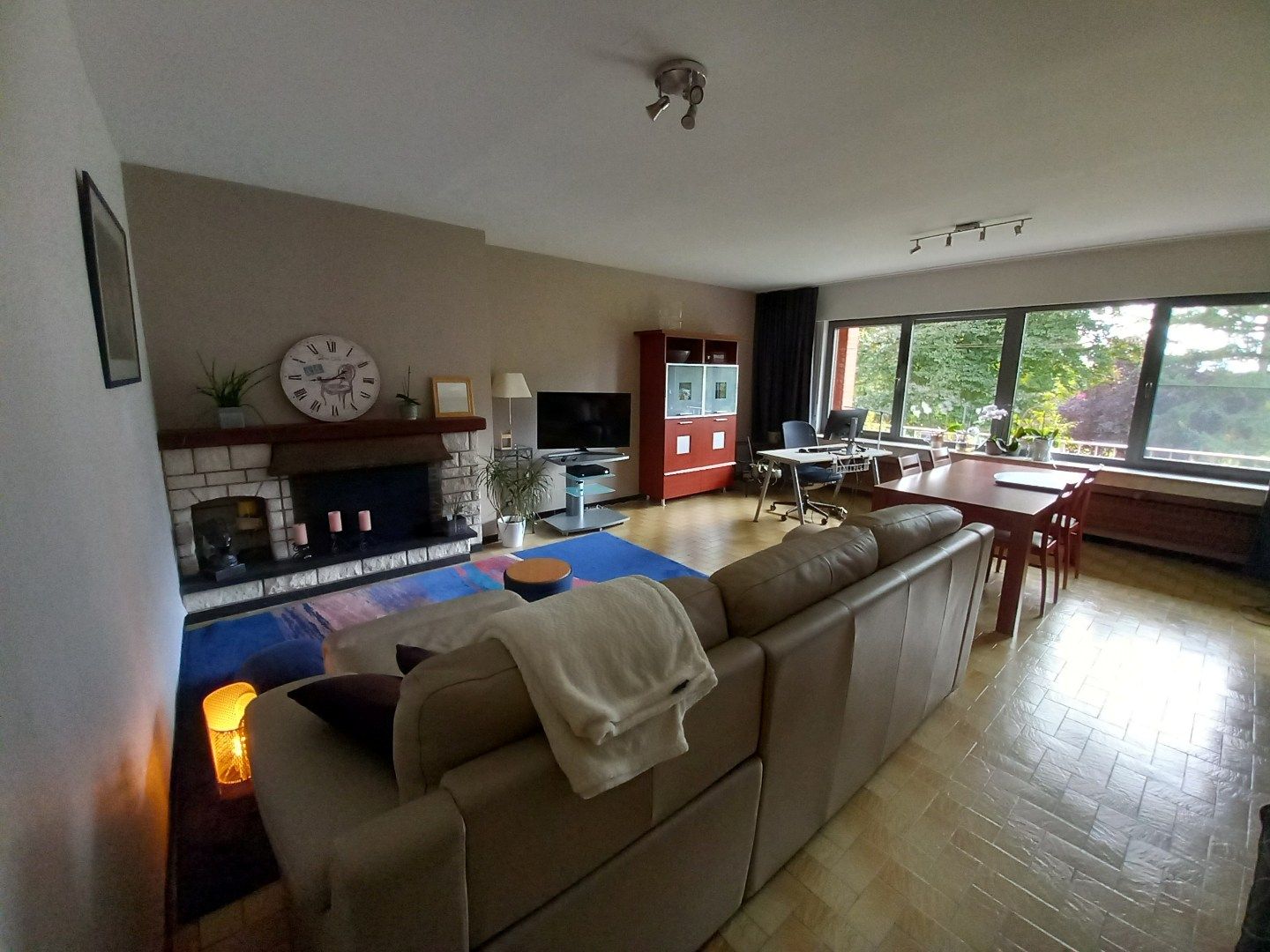 Ruim en licht appartement met prachtig zicht op groen 🌿: 2 slpk en bureau + garage + terras + extra ruimte foto 7