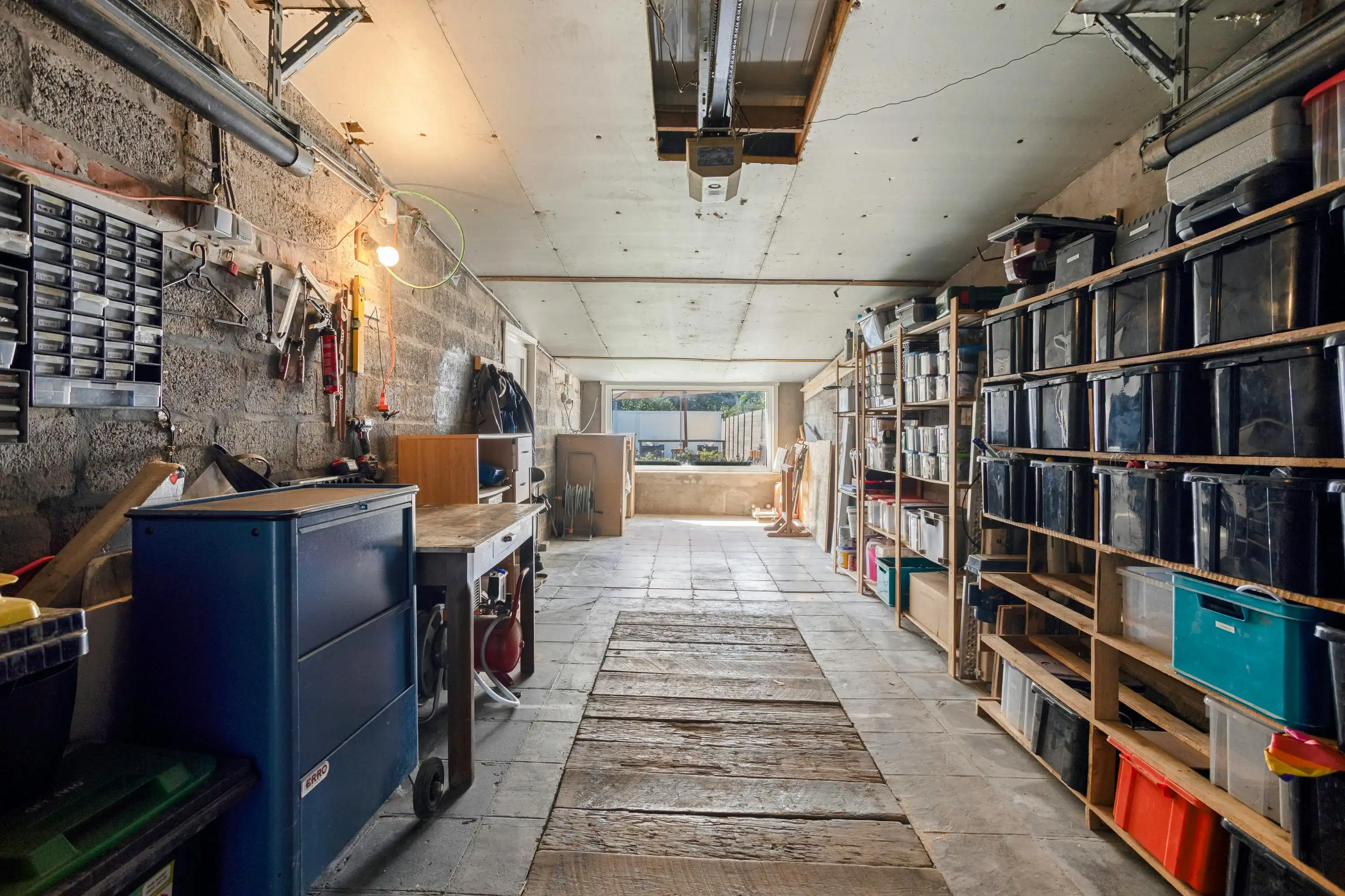 Een zeer ruim huis met 3 slaapkamers te Meulebeke. foto 16