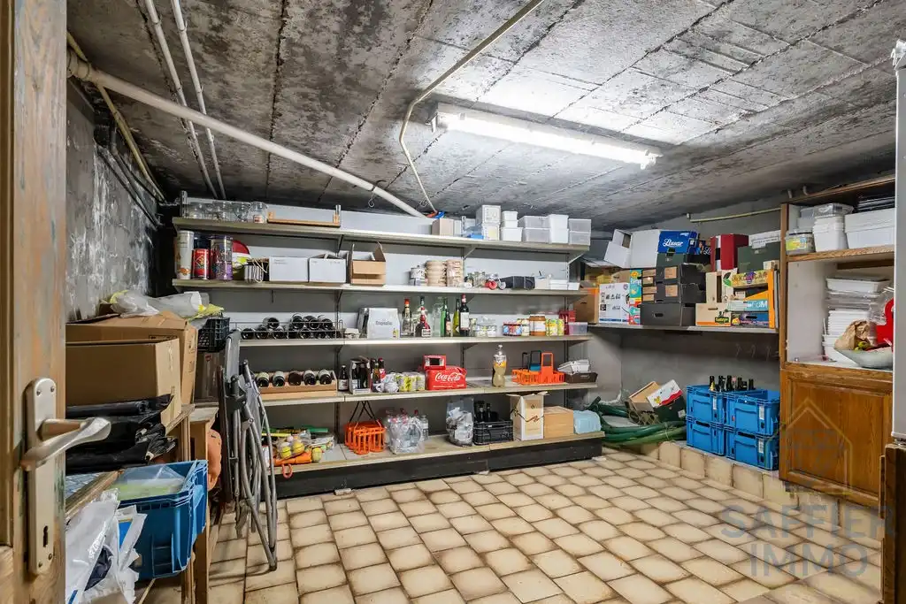 Villa met praktijk-/hobbyruimte en 3 garages in Waregem foto 23