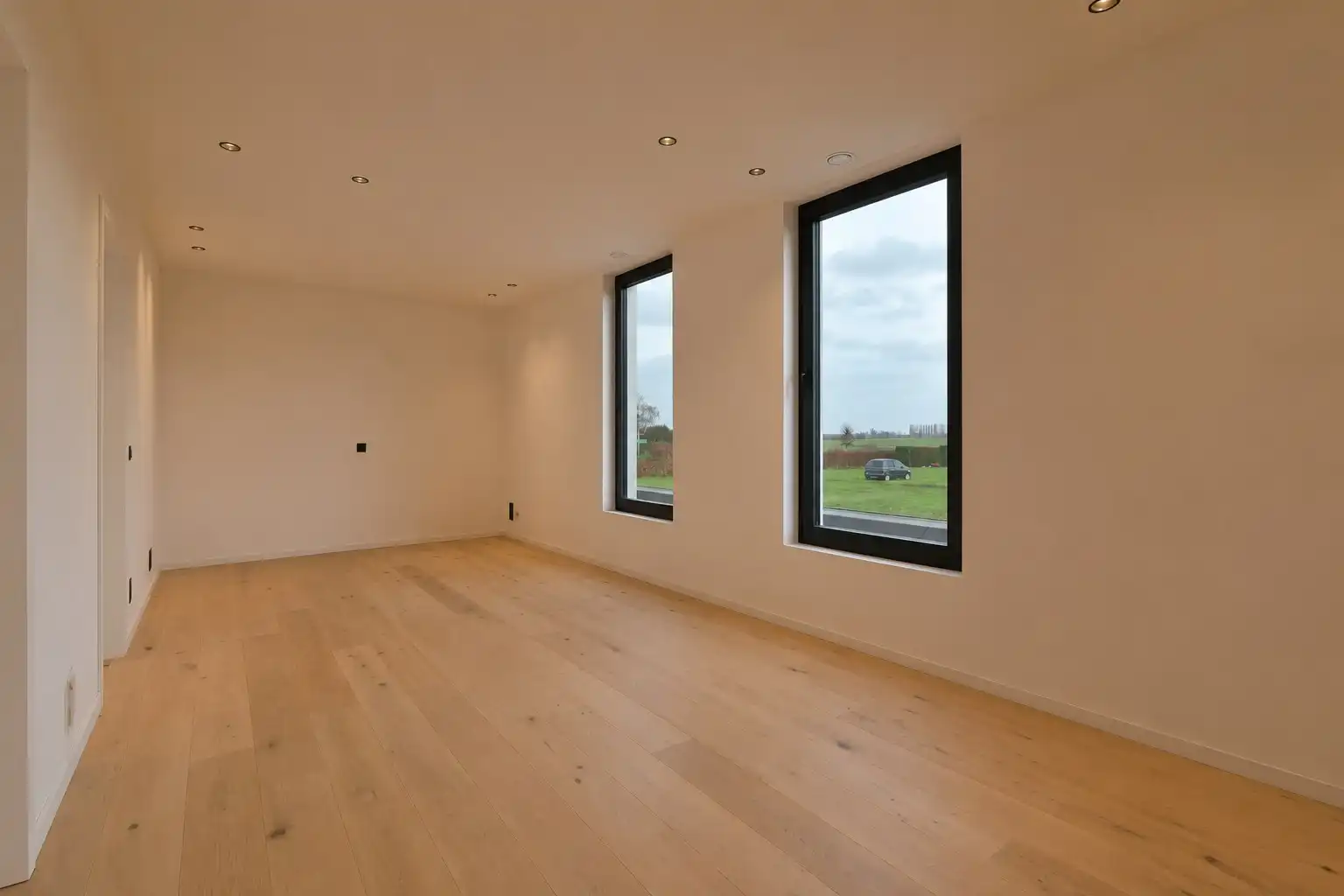 Ruime afgewerkte nieuwbouwwoning met landelijk zicht! foto 14
