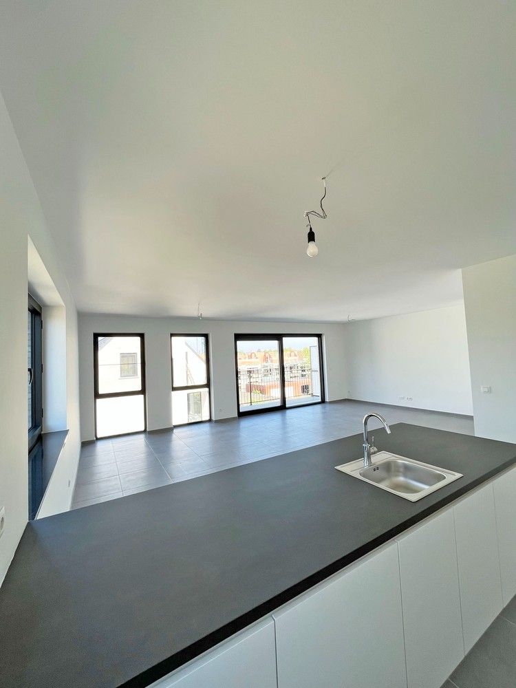 BEN-appartement met staanplaats in hartje Broechem! foto 4