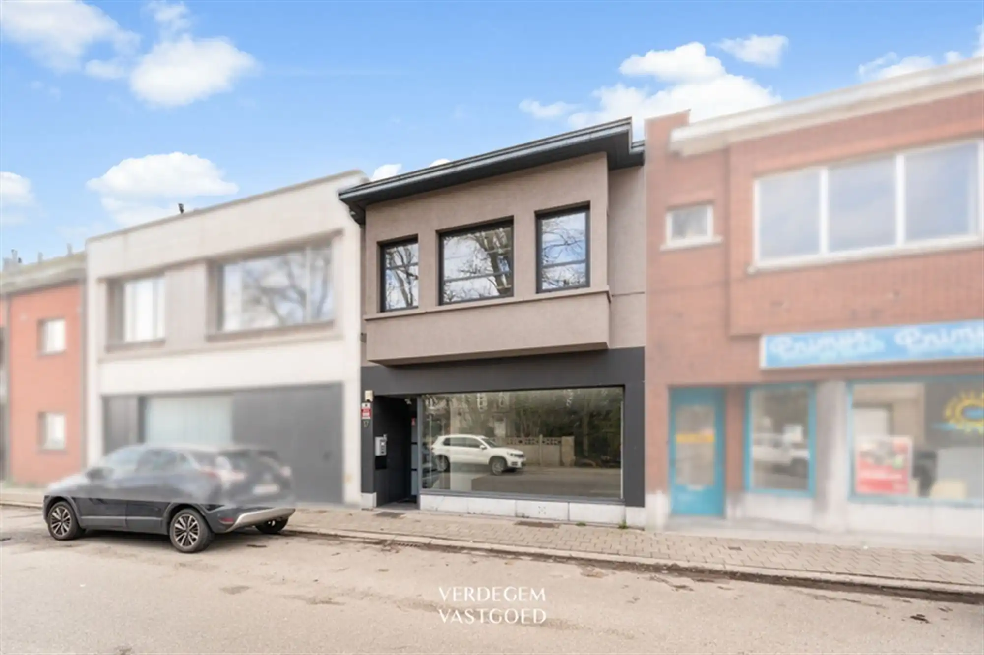 Handelsruimte of atelier met mooi woongedeelte in hartje Zelzate foto 5