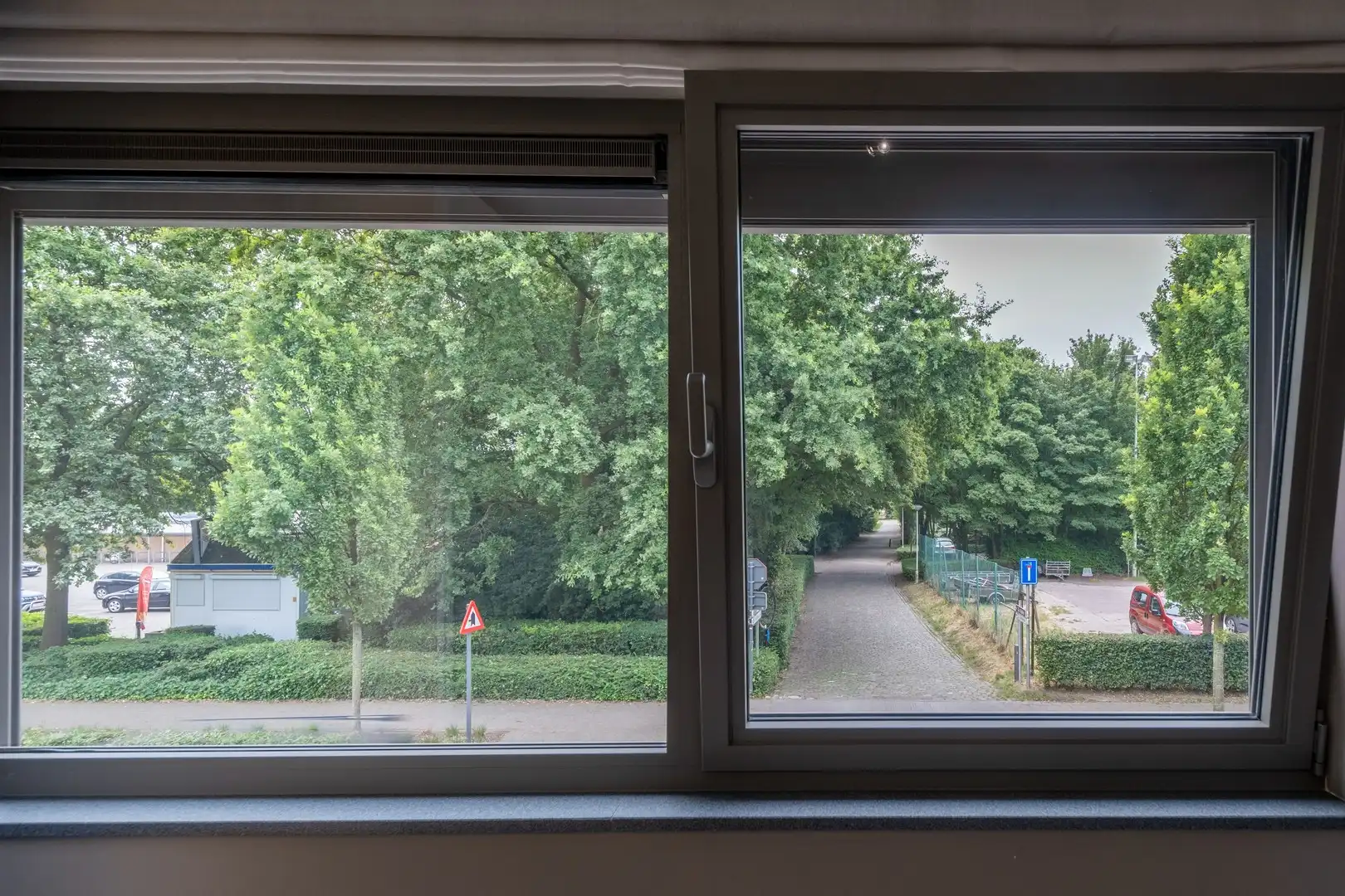 Energiezuinig 2 slaapkamer appartement te Burcht foto 9