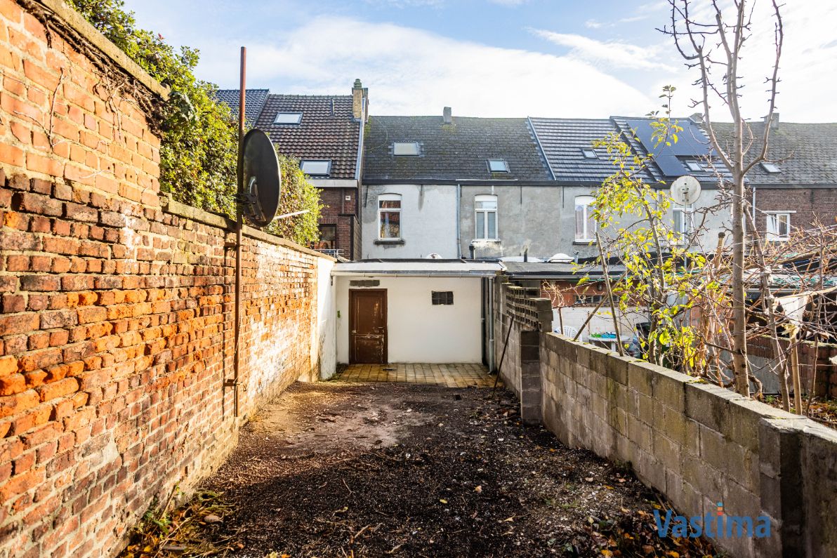 Gezinswoning met tuin op in centrum Aalst foto 15