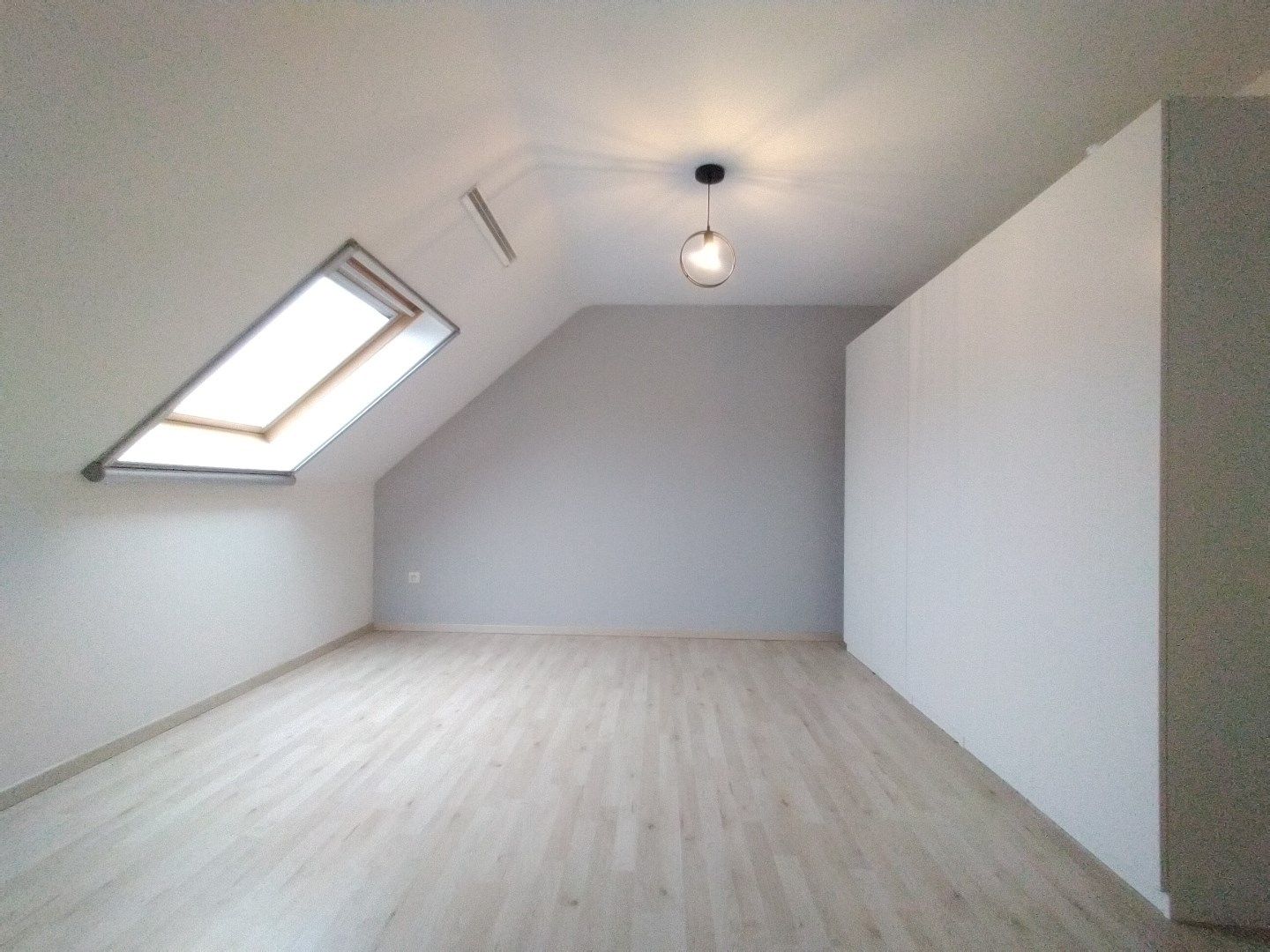 recent duplex-appartement met ondergrondse autostaanplaats en kelderberging foto 11