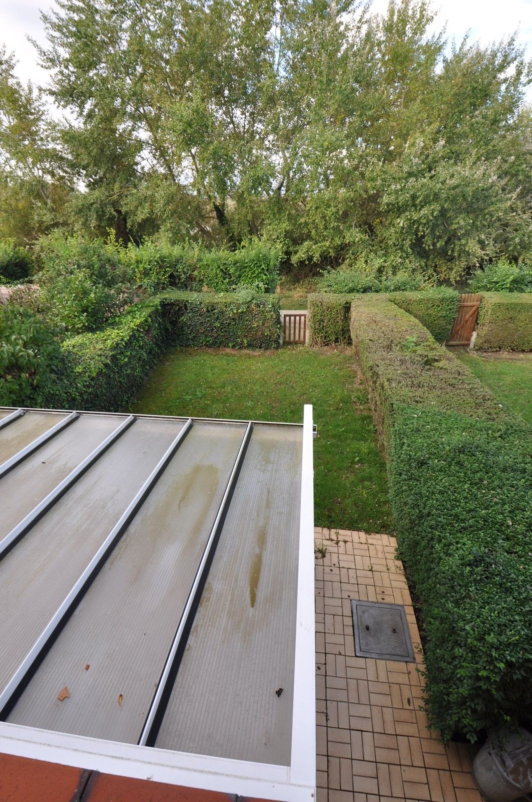 Verzorgde woning met zonnige tuin foto 14