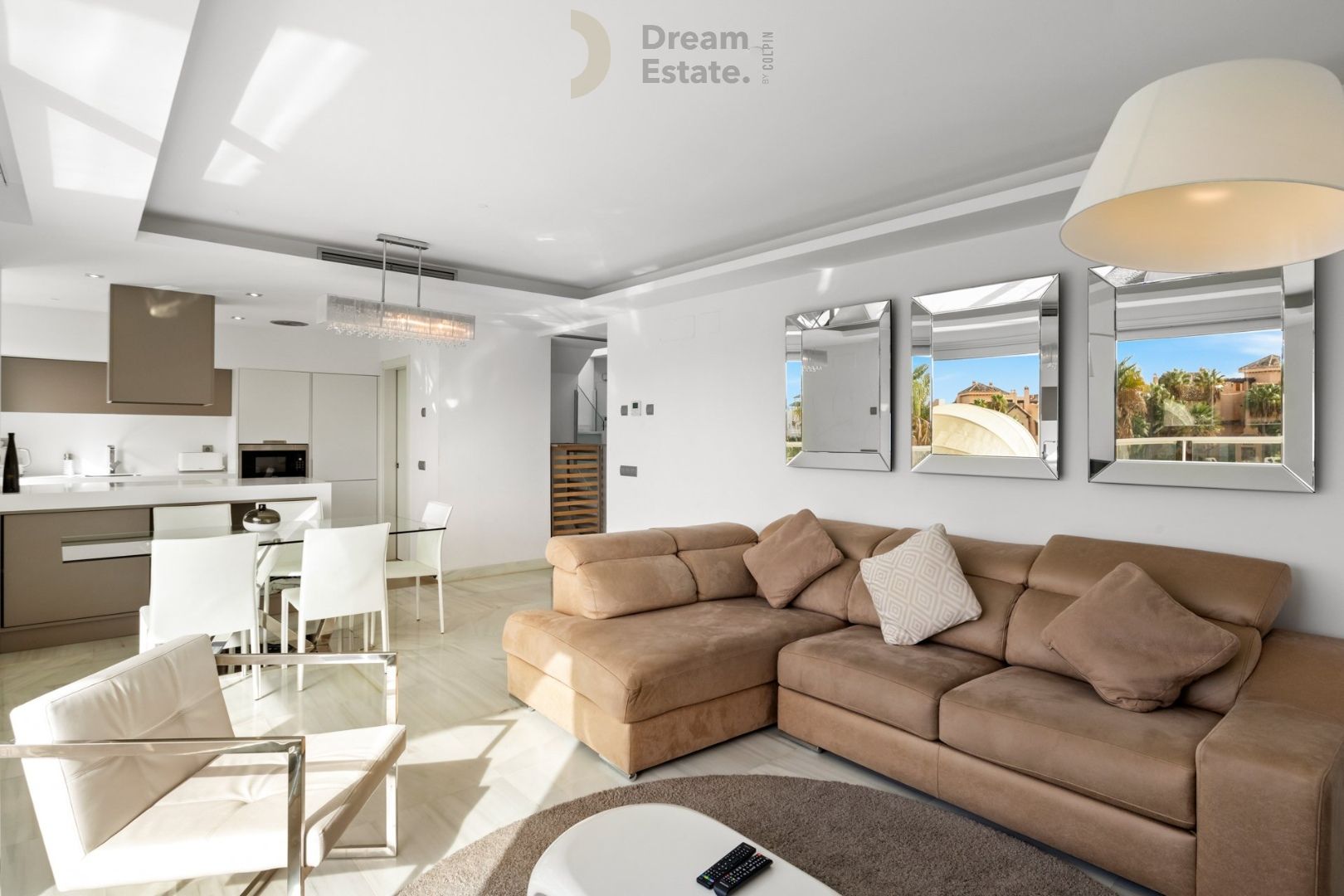 Modern penthouse, ideally located in San Pedro de Alcantara, Marbella. foto 6