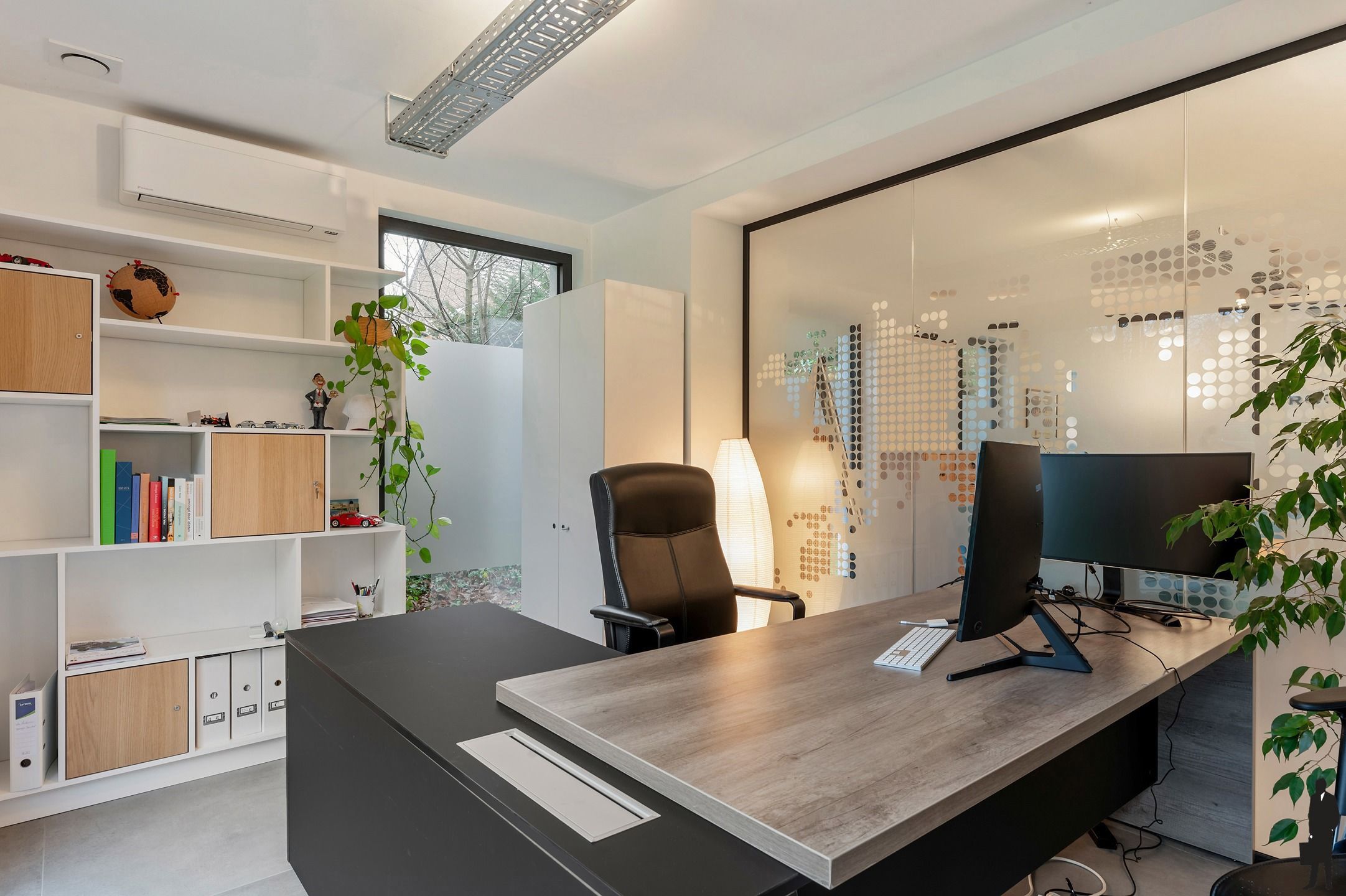 Woning + thuiskantoor/praktijkruimte foto 7