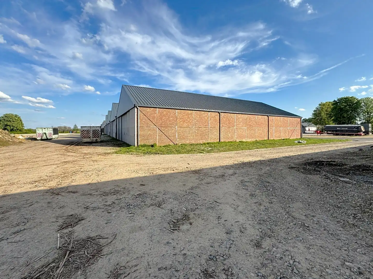 Compartimenteerbare loods van 2.300m² op 56 are! foto 12