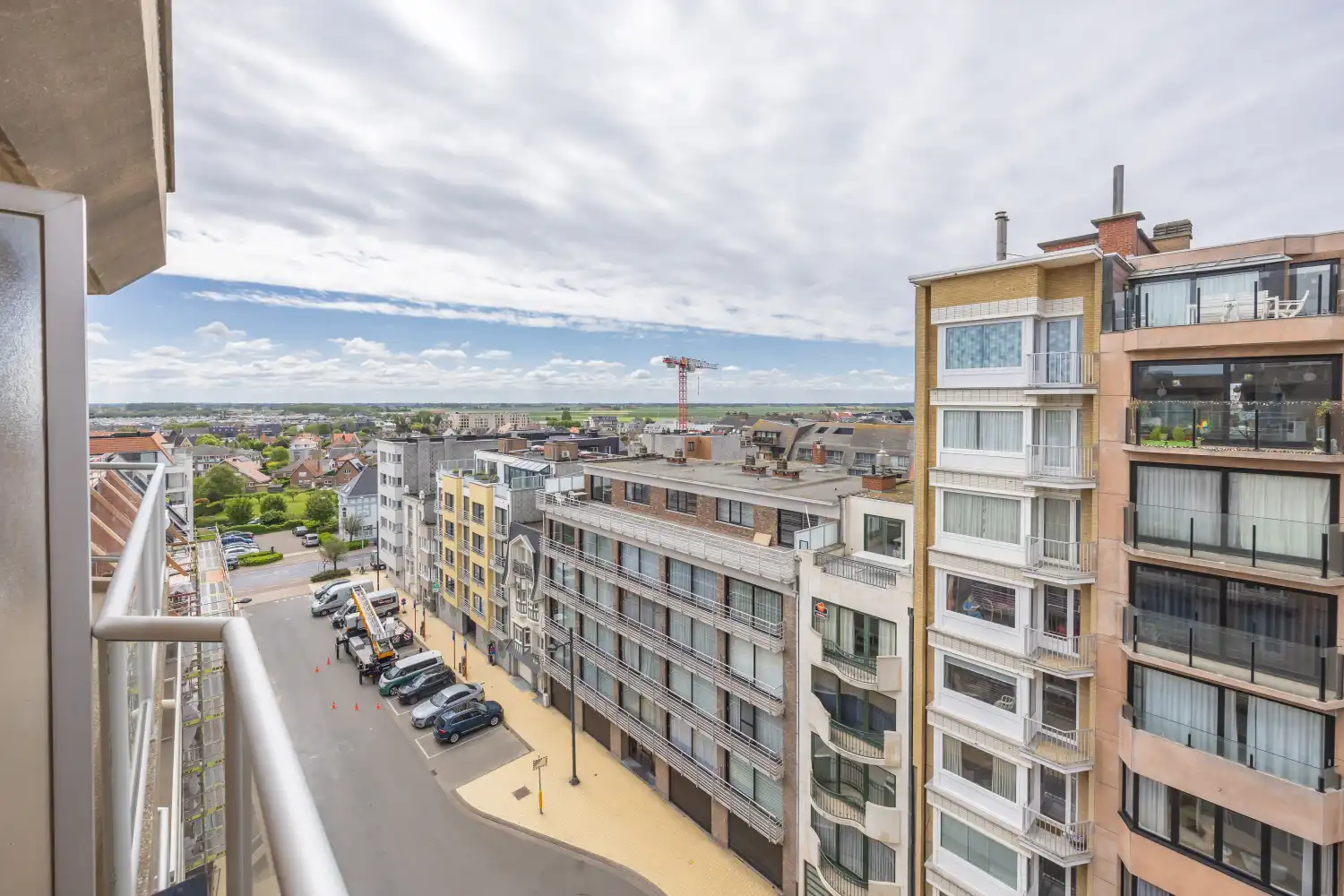 Gerenoveerde studio met zeezicht in hartje Middelkerke foto 15