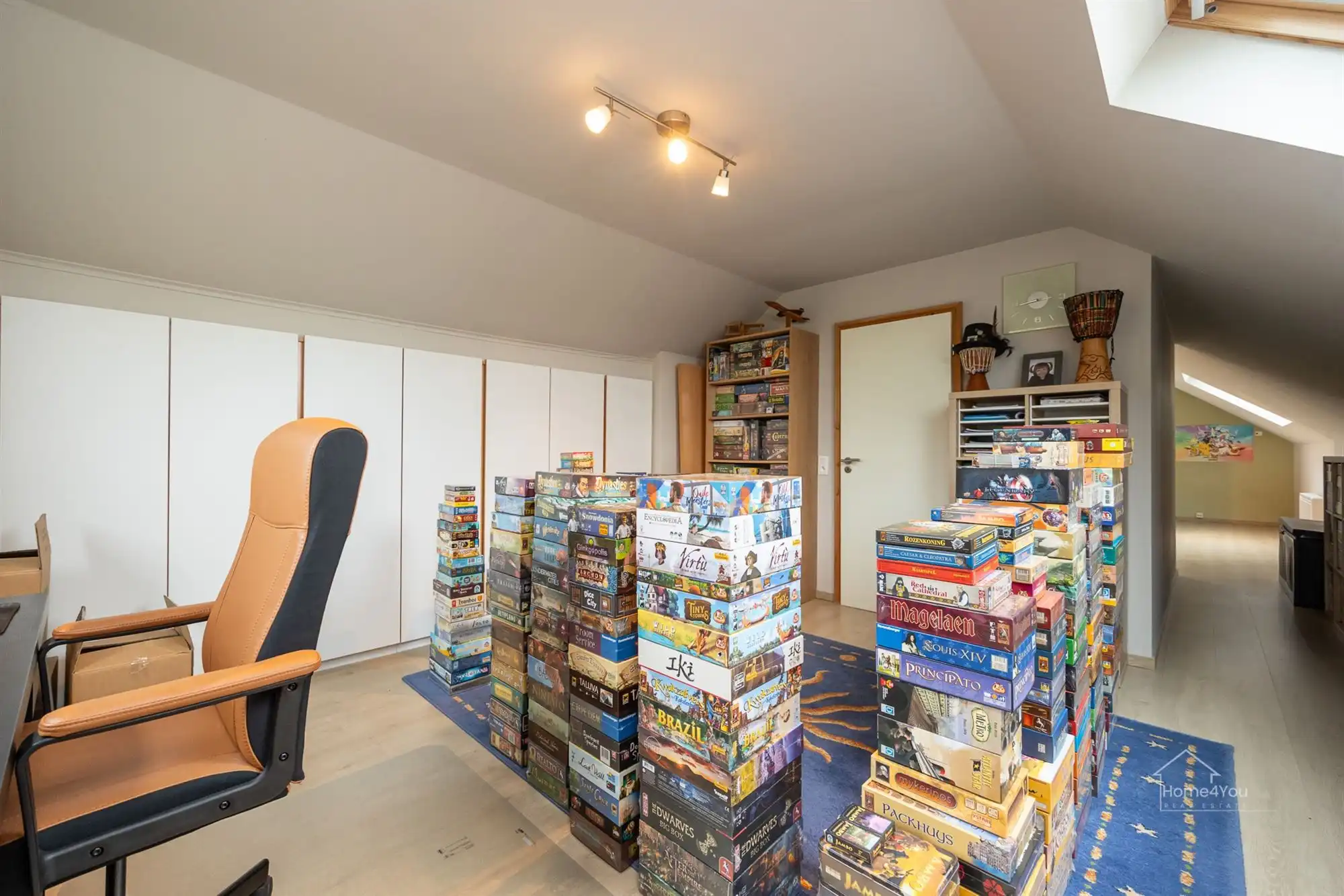 Vrijstaande woning op ruim perceel foto 18