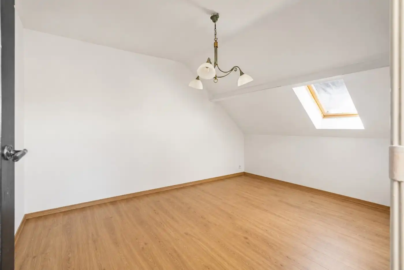 Instapklare gezinswoning met 3 slaapkamers, ruime tuin en tal van mogelijkheden foto 10