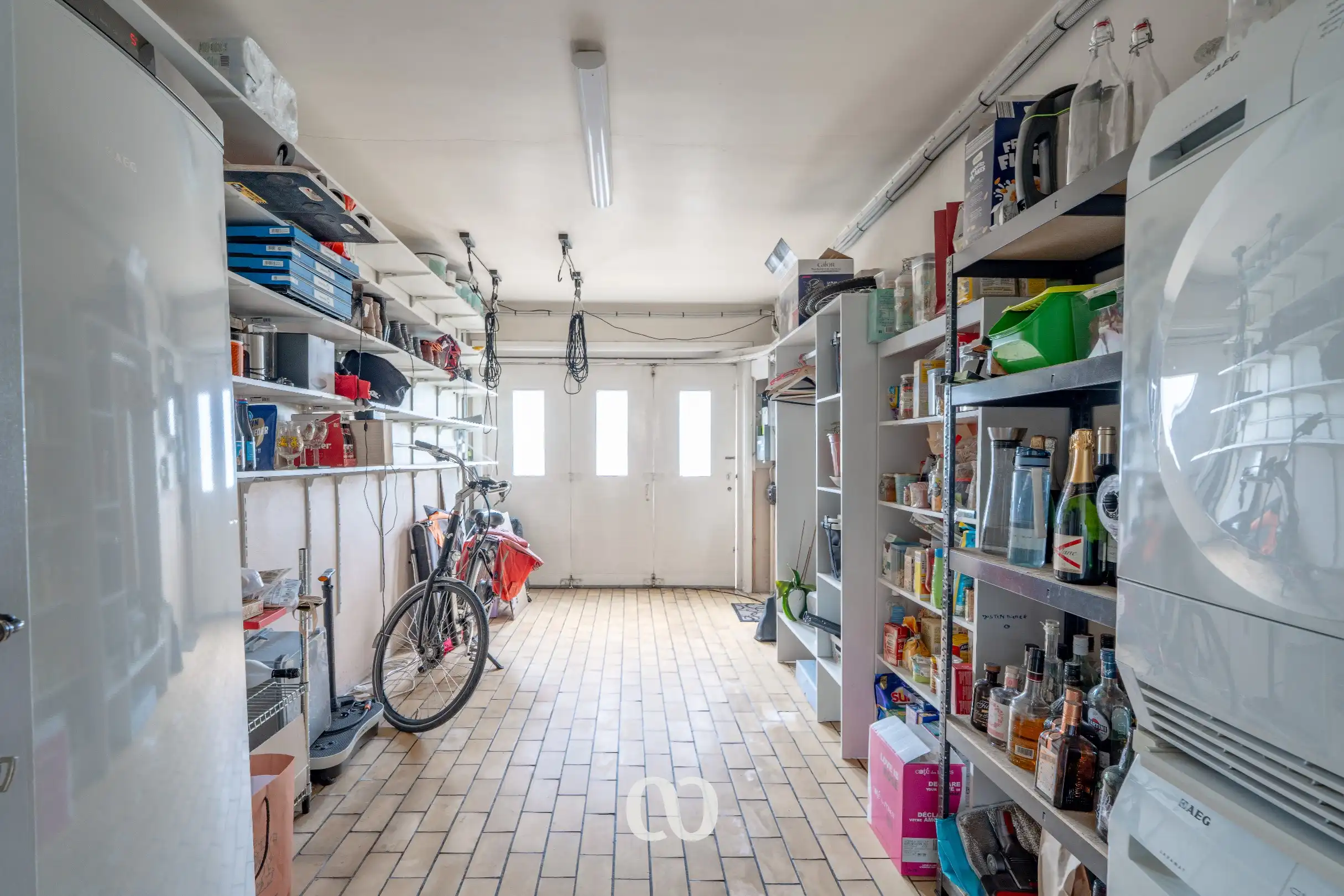 Ruime gerenoveerde woning met 4 slaapkamers in centrum Eine foto 17